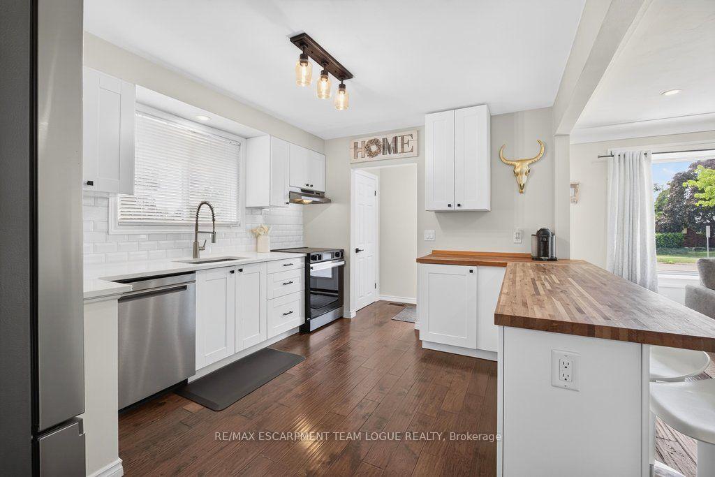 Photo 12 of 74 Balmoral Drive, Brantford, Mayfair — HOMEH