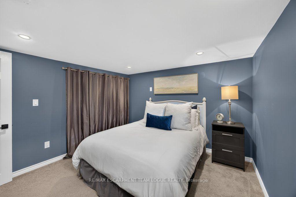 Photo 30 of 74 Balmoral Drive, Brantford, Mayfair — HOMEH