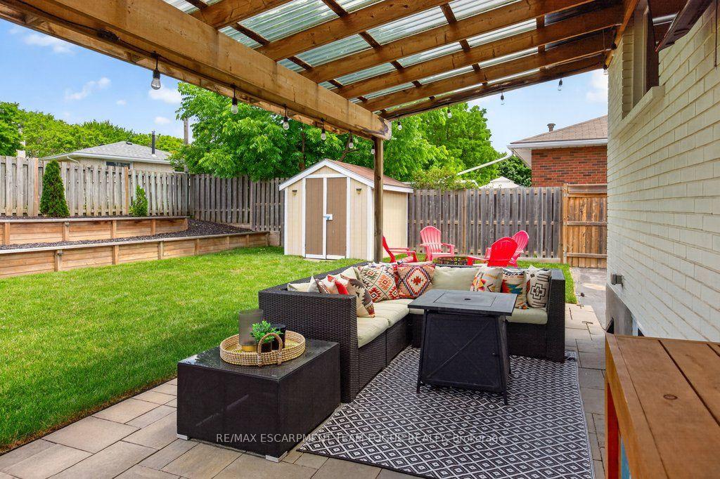 Photo 40 of 74 Balmoral Drive, Brantford, Mayfair — HOMEH