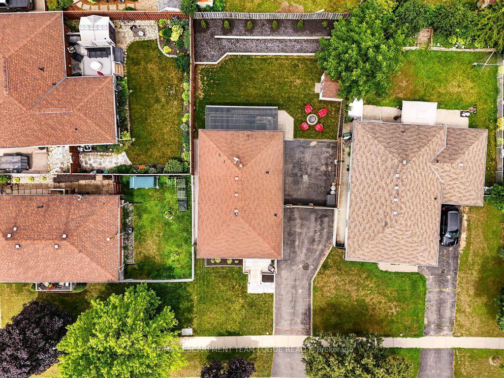 Photo 41 of 74 Balmoral Drive, Brantford, Mayfair — HOMEH