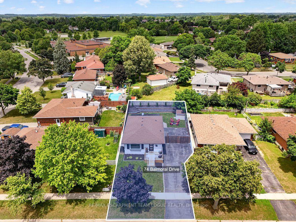 Photo 42 of 74 Balmoral Drive, Brantford, Mayfair — HOMEH
