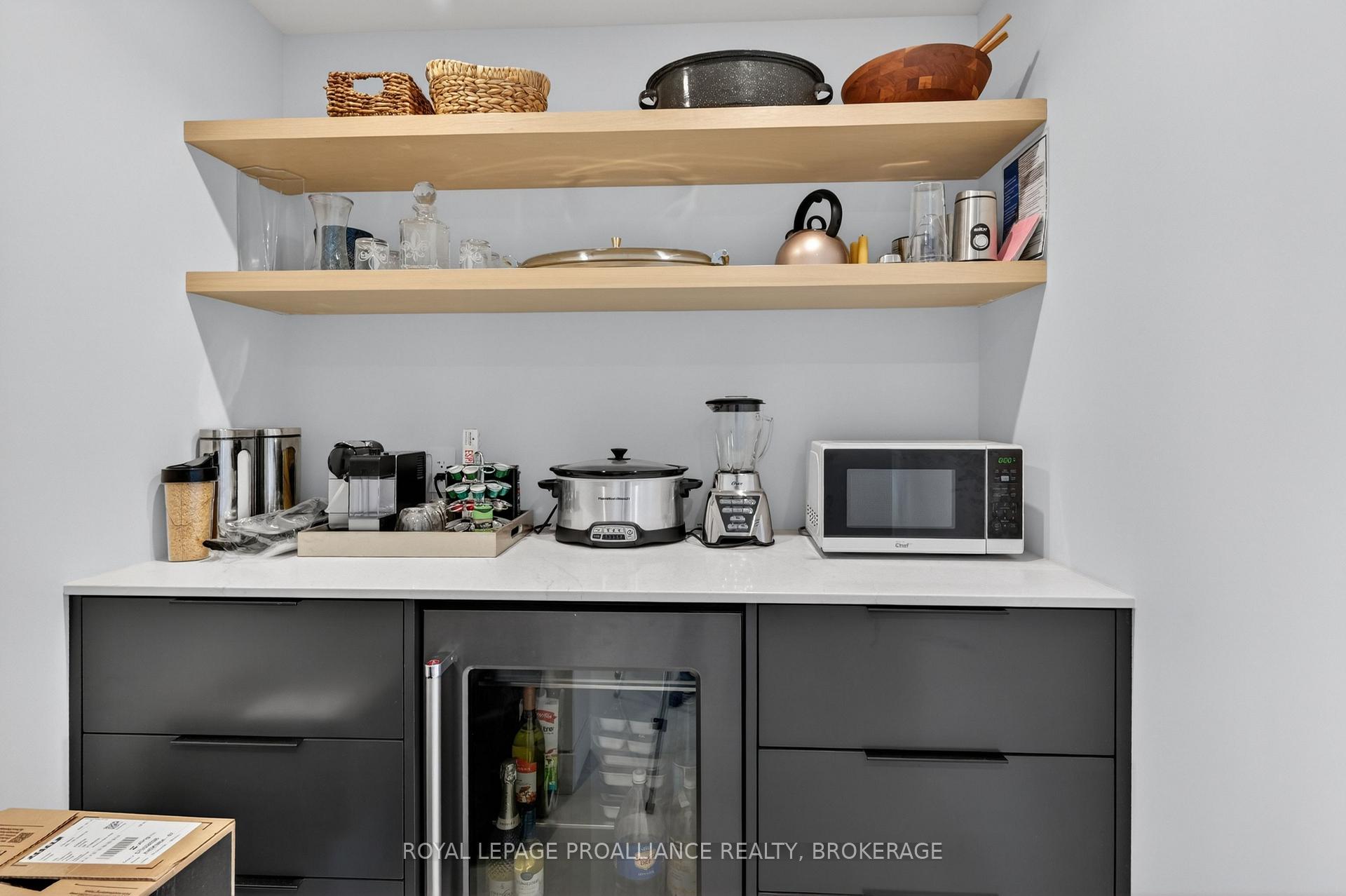 Photo 11 of Unit 505, 165 Ontario Street, Kingston, Central City East — HOMEH