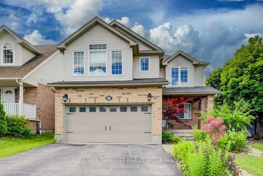 Photo 1 of 123 Forest Edge Trail, Kitchener, Doon South — HOMEH
