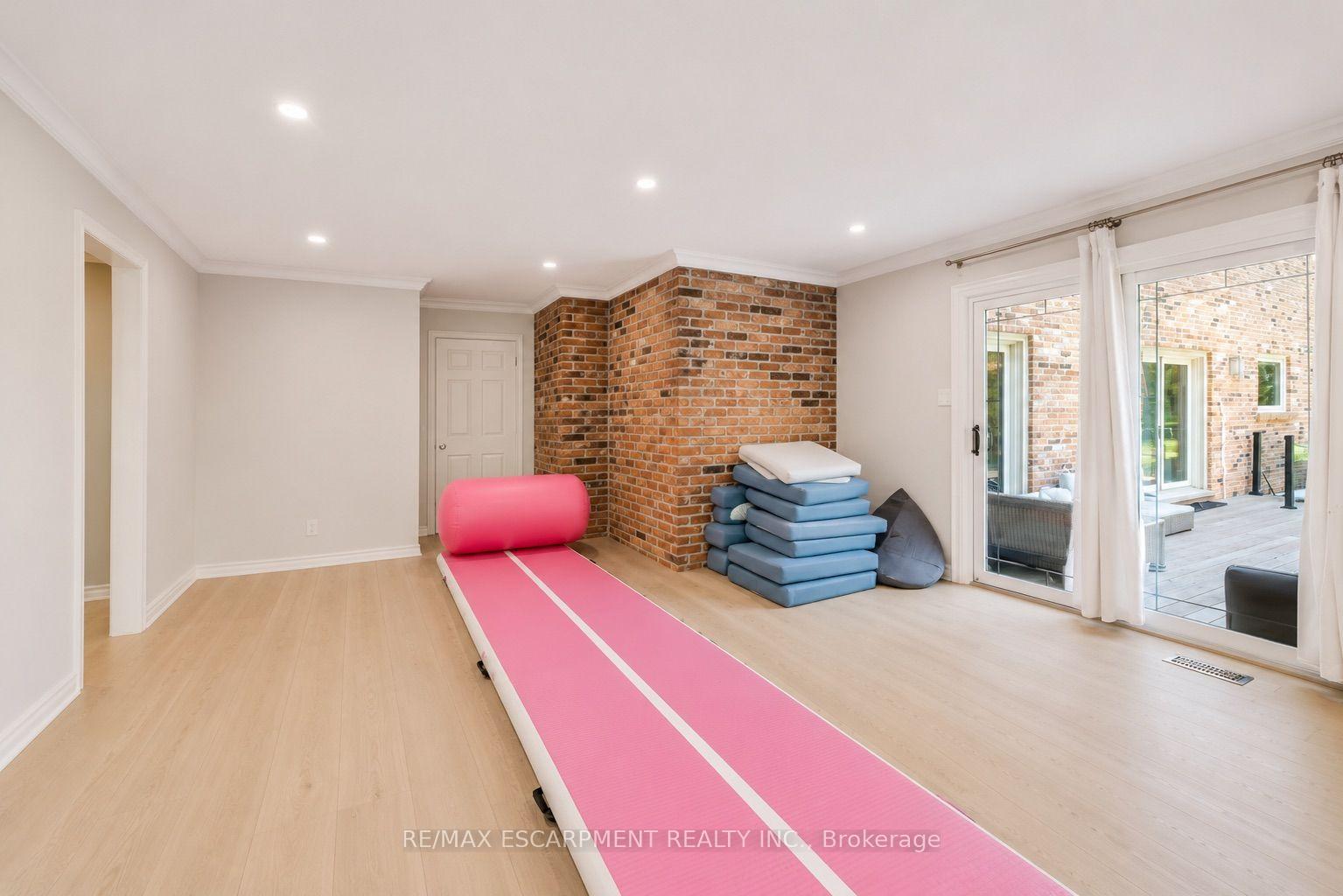 Photo 16 of 1251 Lakeshore Road E, Oakville, Morrison — HOMEH
