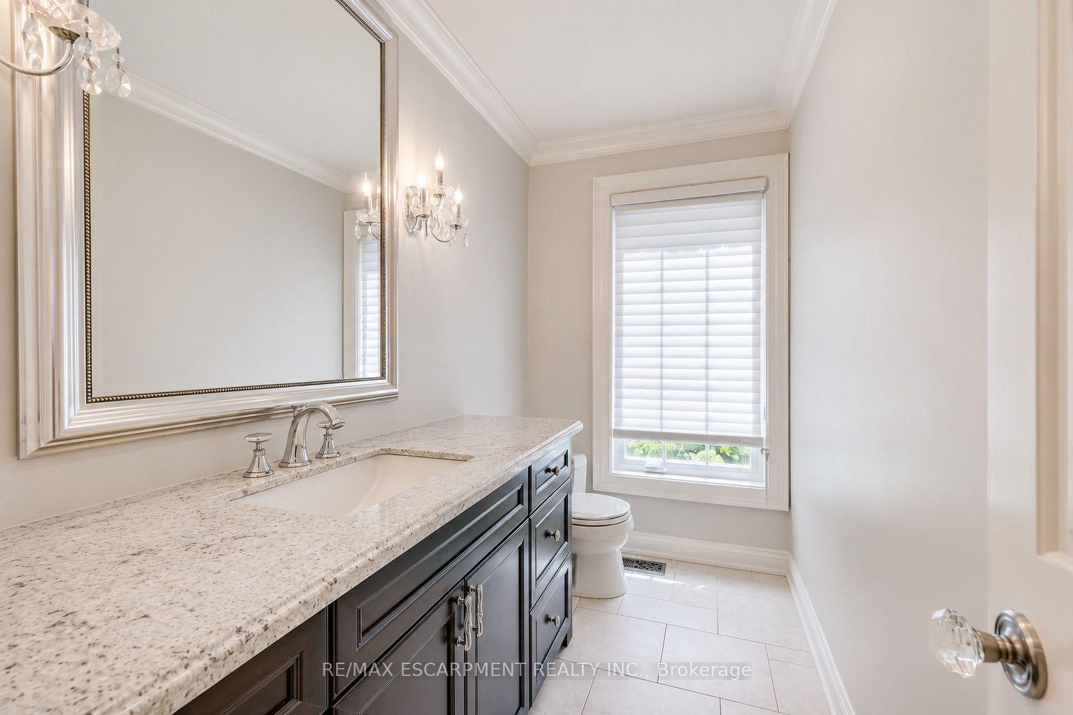 Photo 19 of 1251 Lakeshore Road E, Oakville, Morrison — HOMEH