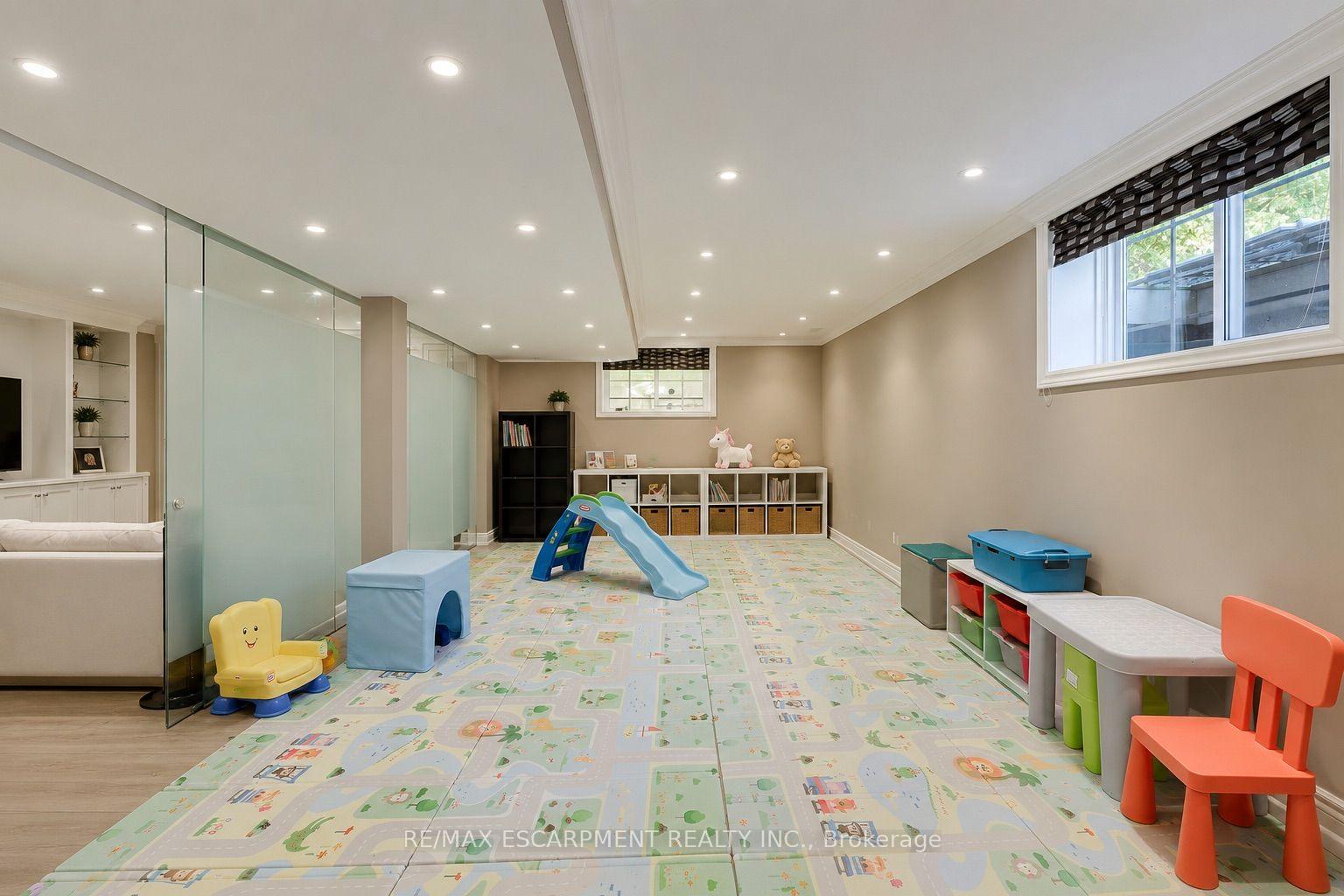 Photo 32 of 1251 Lakeshore Road E, Oakville, Morrison — HOMEH