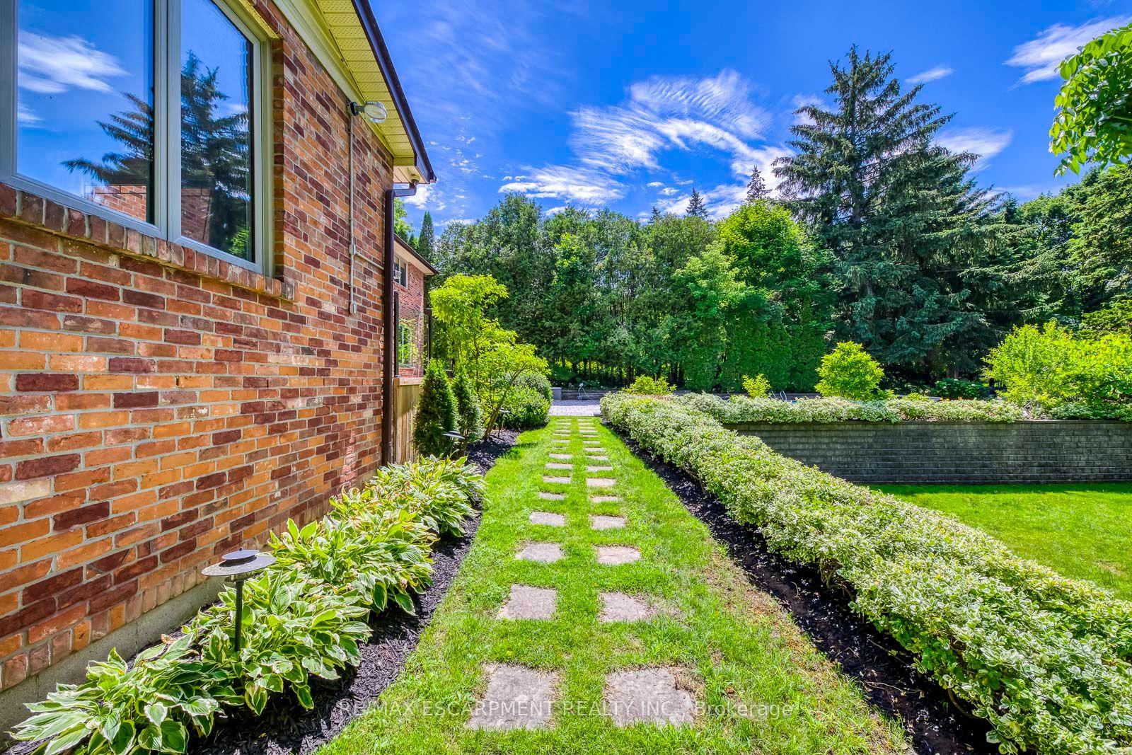 Photo 47 of 1251 Lakeshore Road E, Oakville, Morrison — HOMEH