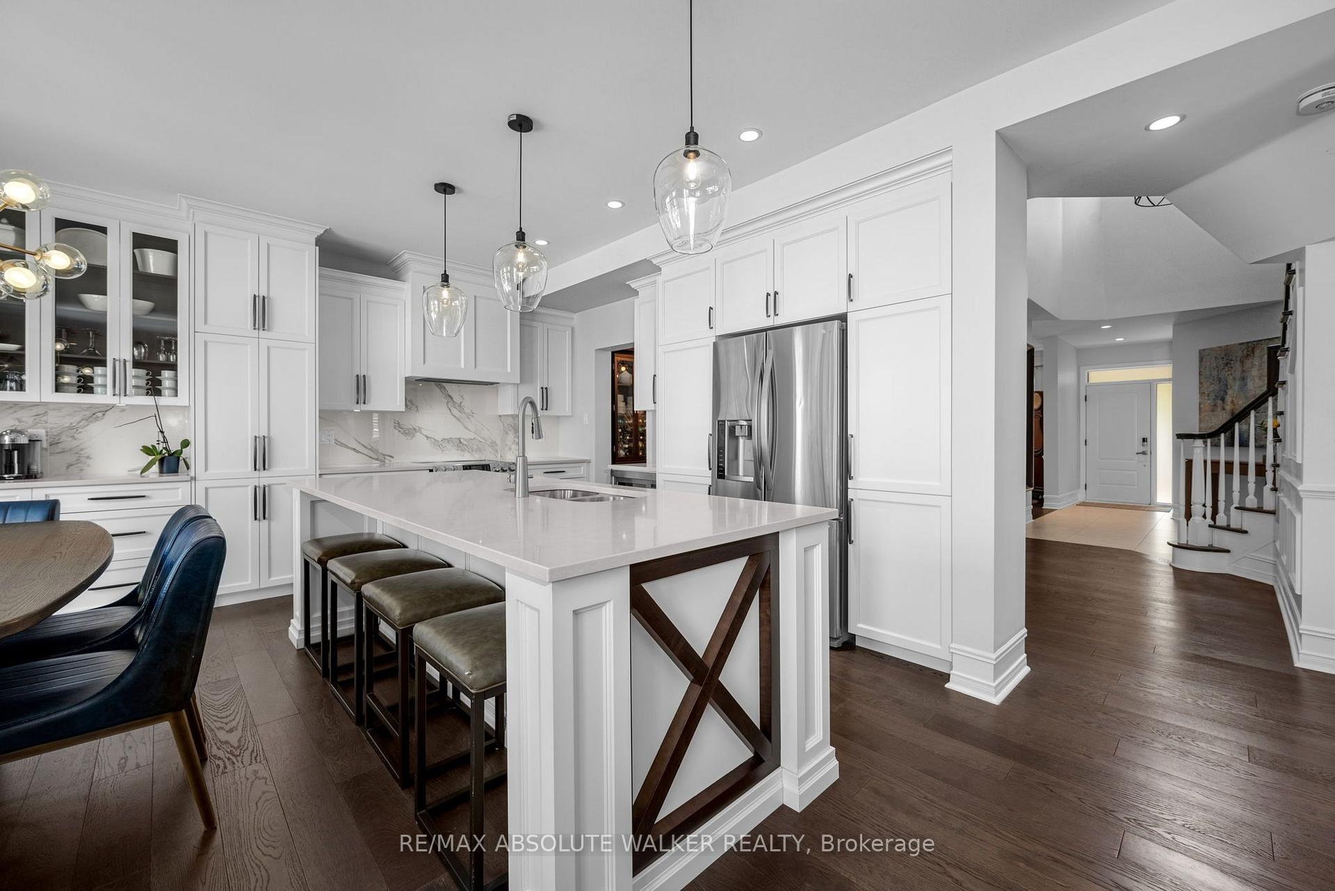 Photo 12 of 2207 Sandman Crescent, Ottawa, Avalon East — HOMEH