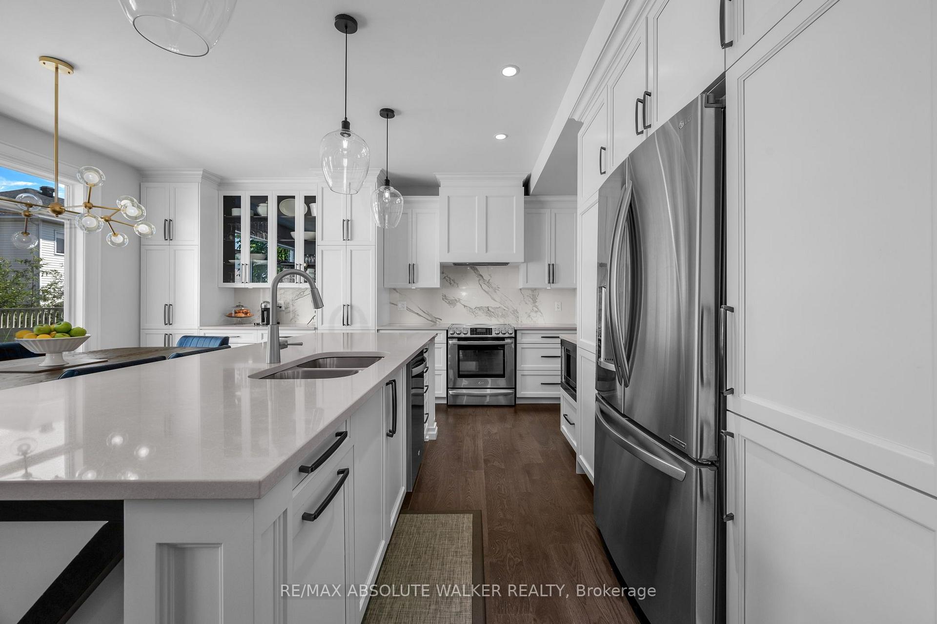 Photo 13 of 2207 Sandman Crescent, Ottawa, Avalon East — HOMEH