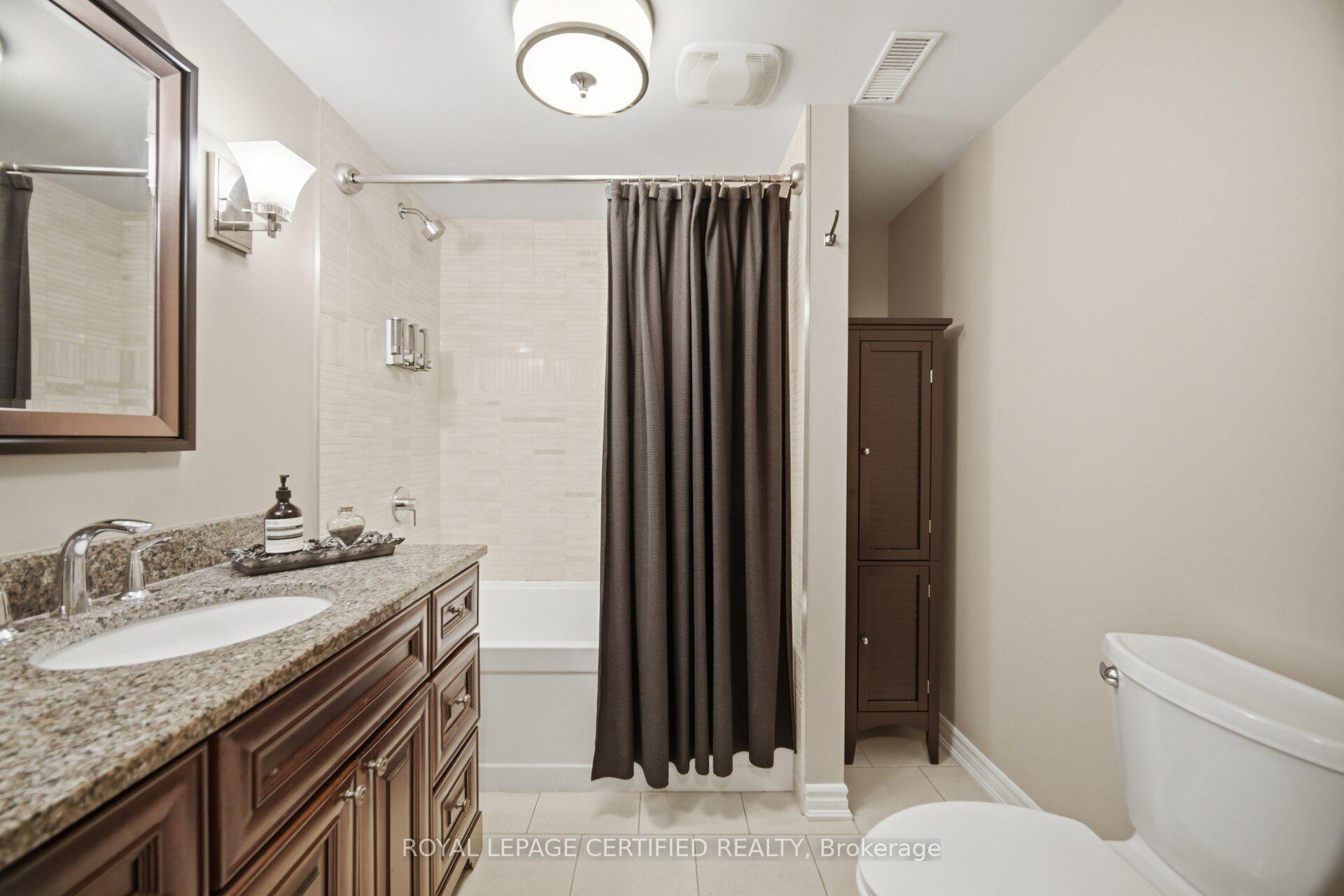 Photo 38 of 8 Elizabeth Street S, Brampton, Downtown Brampton — HOMEH