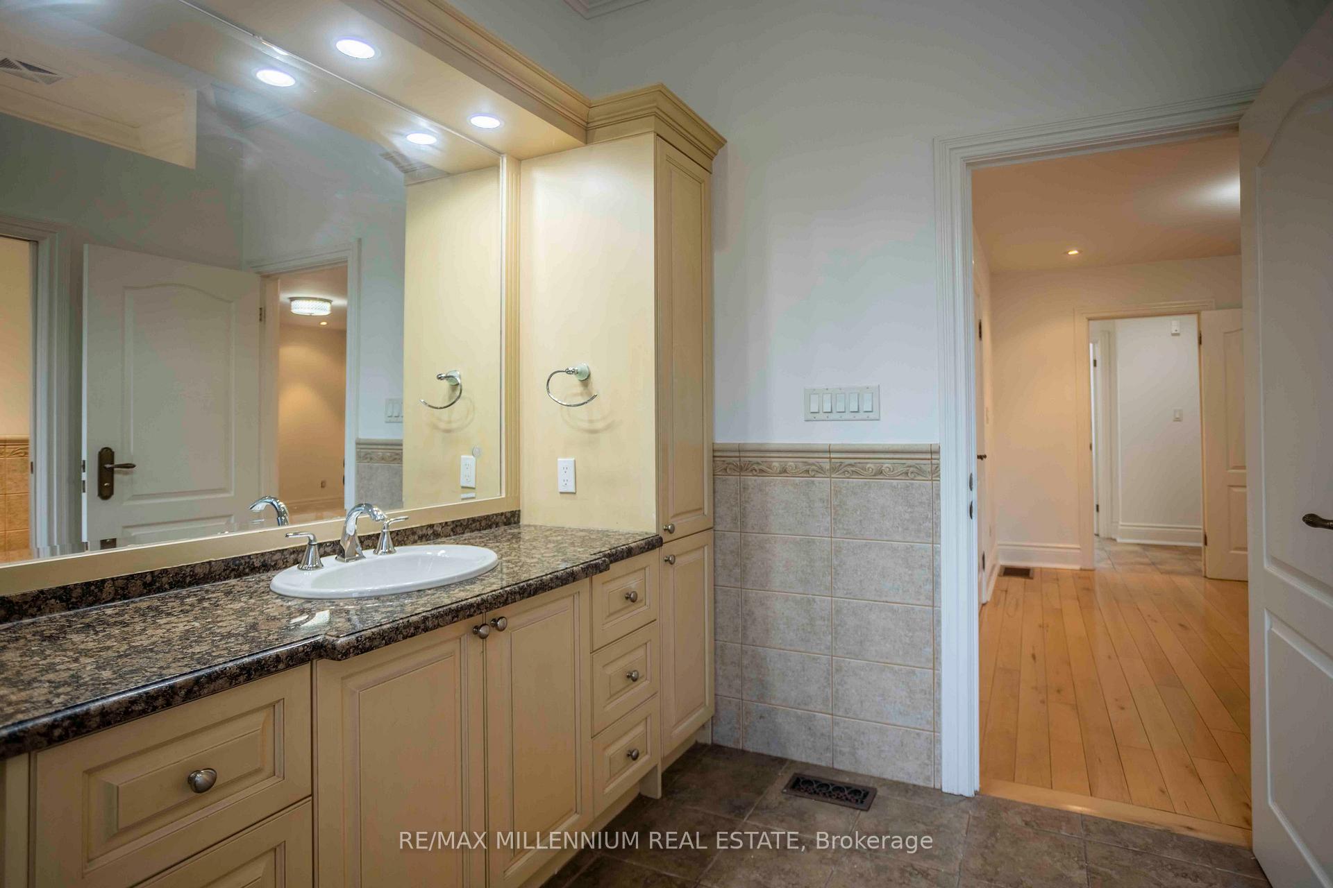 Photo 38 of 678 Nashville Road, Vaughan, Kleinburg — HOMEH