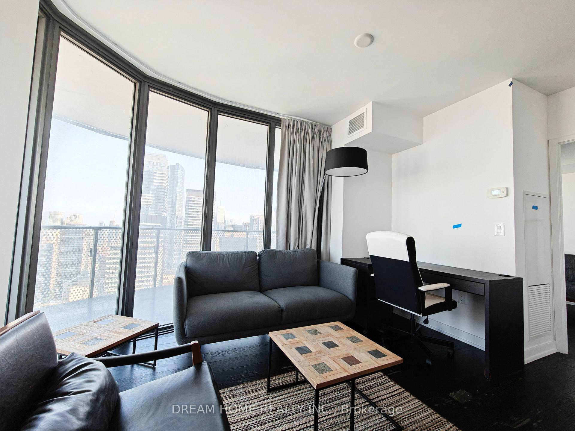 Photo 8 of Unit 3902, 11 Wellesley Street W, Toronto, Bay Street Corridor — HOMEH