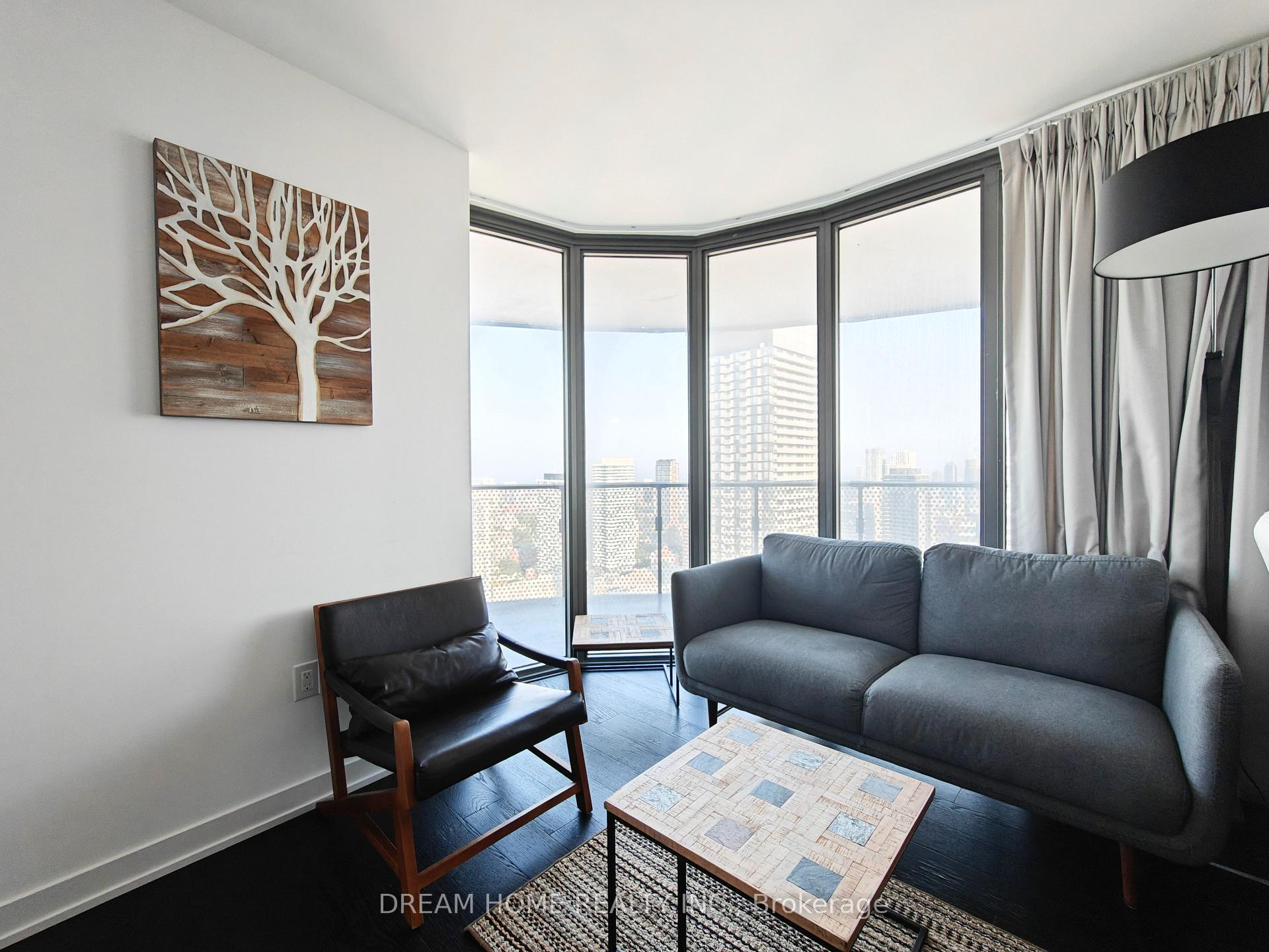 Photo 9 of Unit 3902, 11 Wellesley Street W, Toronto, Bay Street Corridor — HOMEH