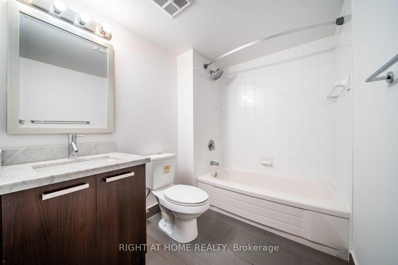Photo 16 of Unit 1705, 11 St Joseph Street, Toronto, Bay Street Corridor — HOMEH