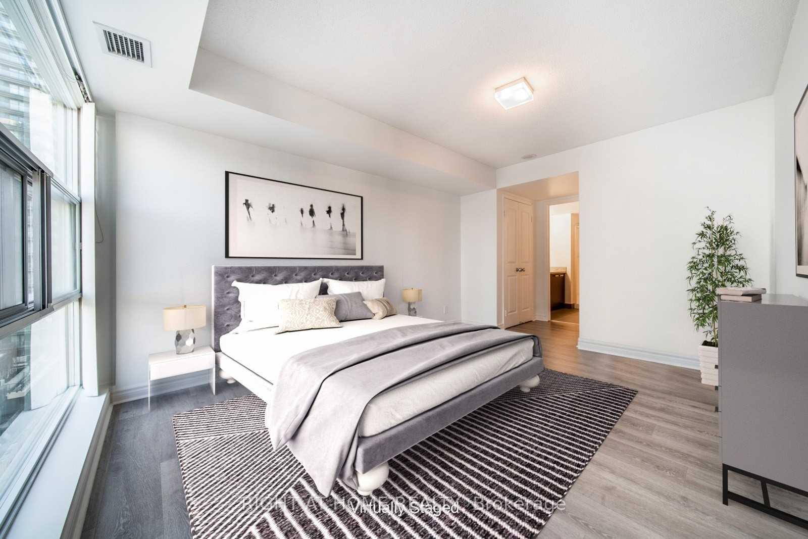 Photo 18 of Unit 1705, 11 St Joseph Street, Toronto, Bay Street Corridor — HOMEH