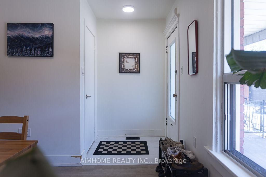 Photo 3 of 6 Macklem Avenue, Toronto, Little Portugal — HOMEH