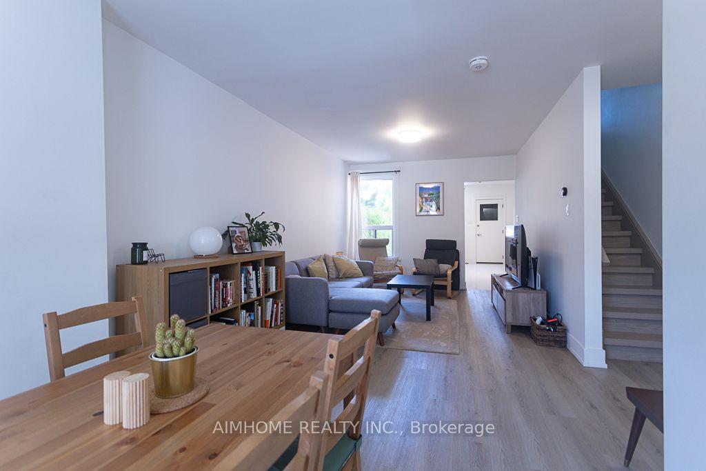 Photo 7 of 6 Macklem Avenue, Toronto, Little Portugal — HOMEH