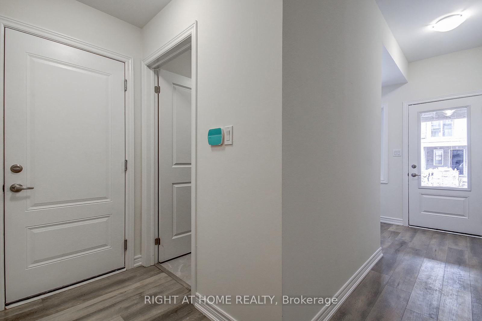 Photo 3 of Unit 49, 40 Zinfandel Drive, Hamilton, Fruitland — HOMEH