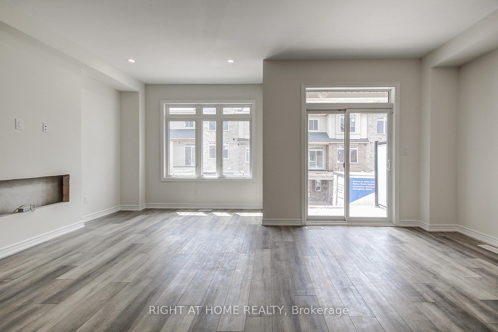 Photo 10 of Unit 49, 40 Zinfandel Drive, Hamilton, Fruitland — HOMEH