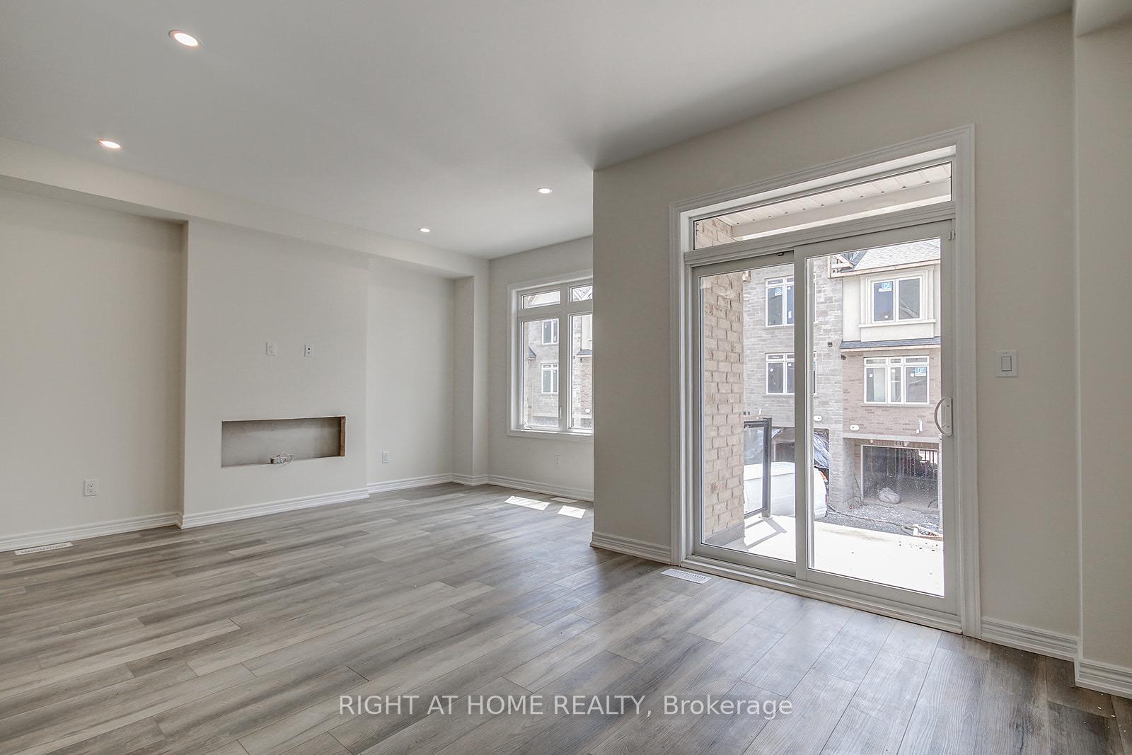 Photo 13 of Unit 49, 40 Zinfandel Drive, Hamilton, Fruitland — HOMEH