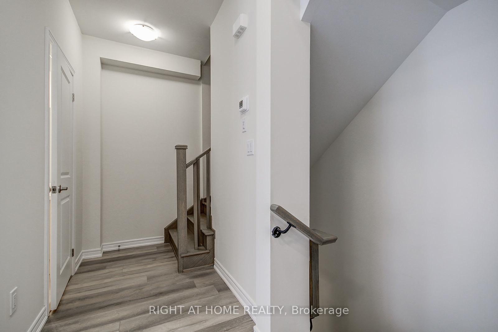 Photo 14 of Unit 49, 40 Zinfandel Drive, Hamilton, Fruitland — HOMEH