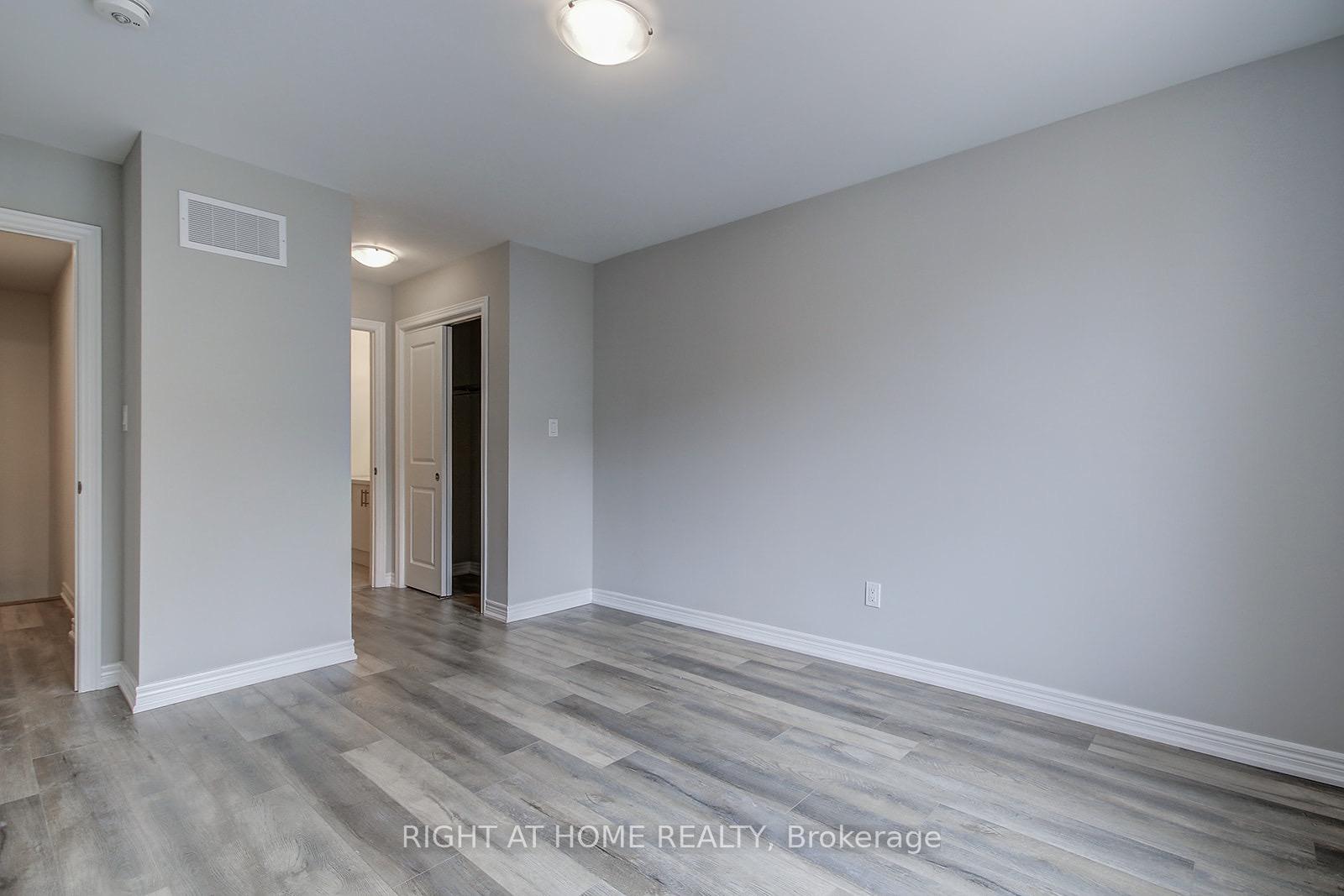 Photo 21 of Unit 49, 40 Zinfandel Drive, Hamilton, Fruitland — HOMEH