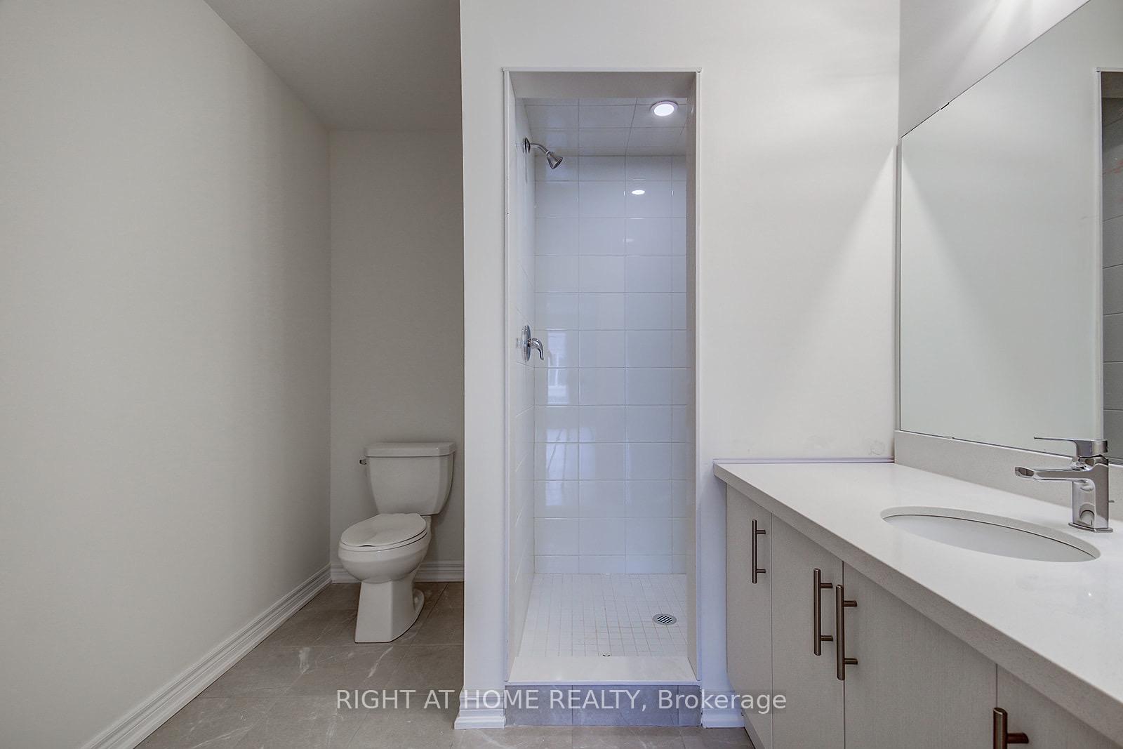 Photo 24 of Unit 49, 40 Zinfandel Drive, Hamilton, Fruitland — HOMEH