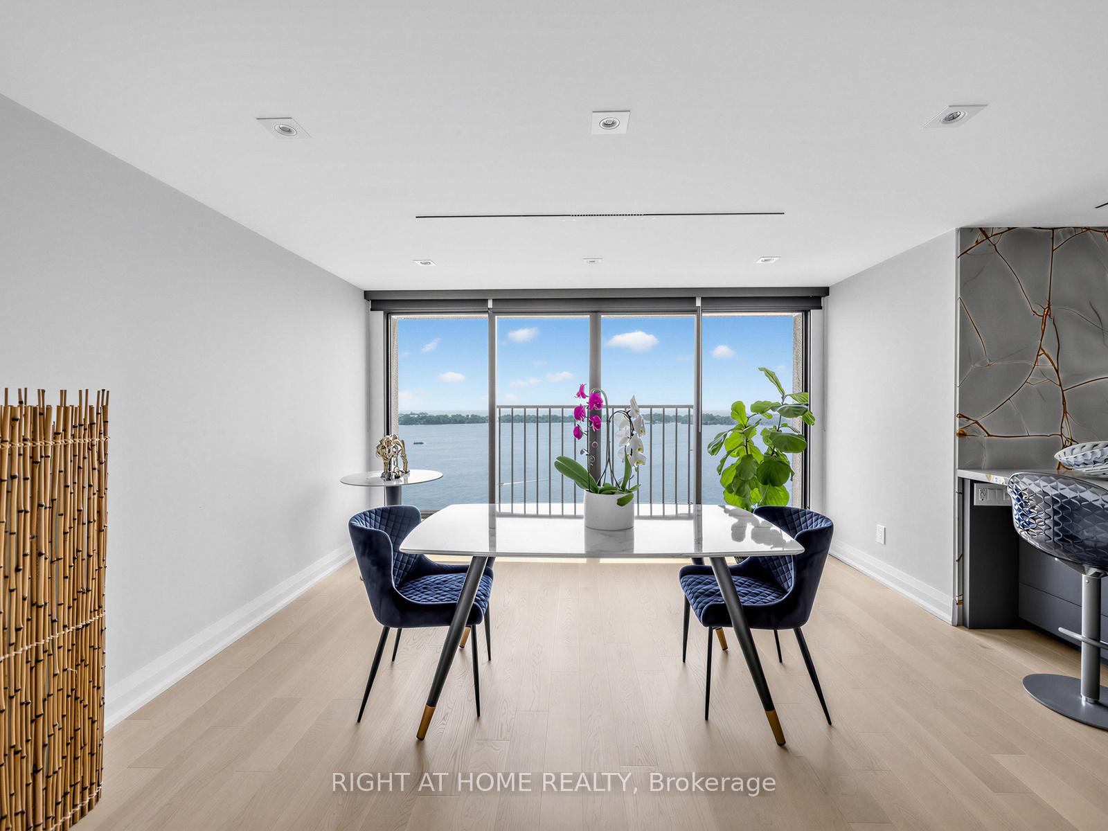 Photo 8 of Unit 2202, 65 Harbour Square, Toronto, Waterfront Communities — HOMEH