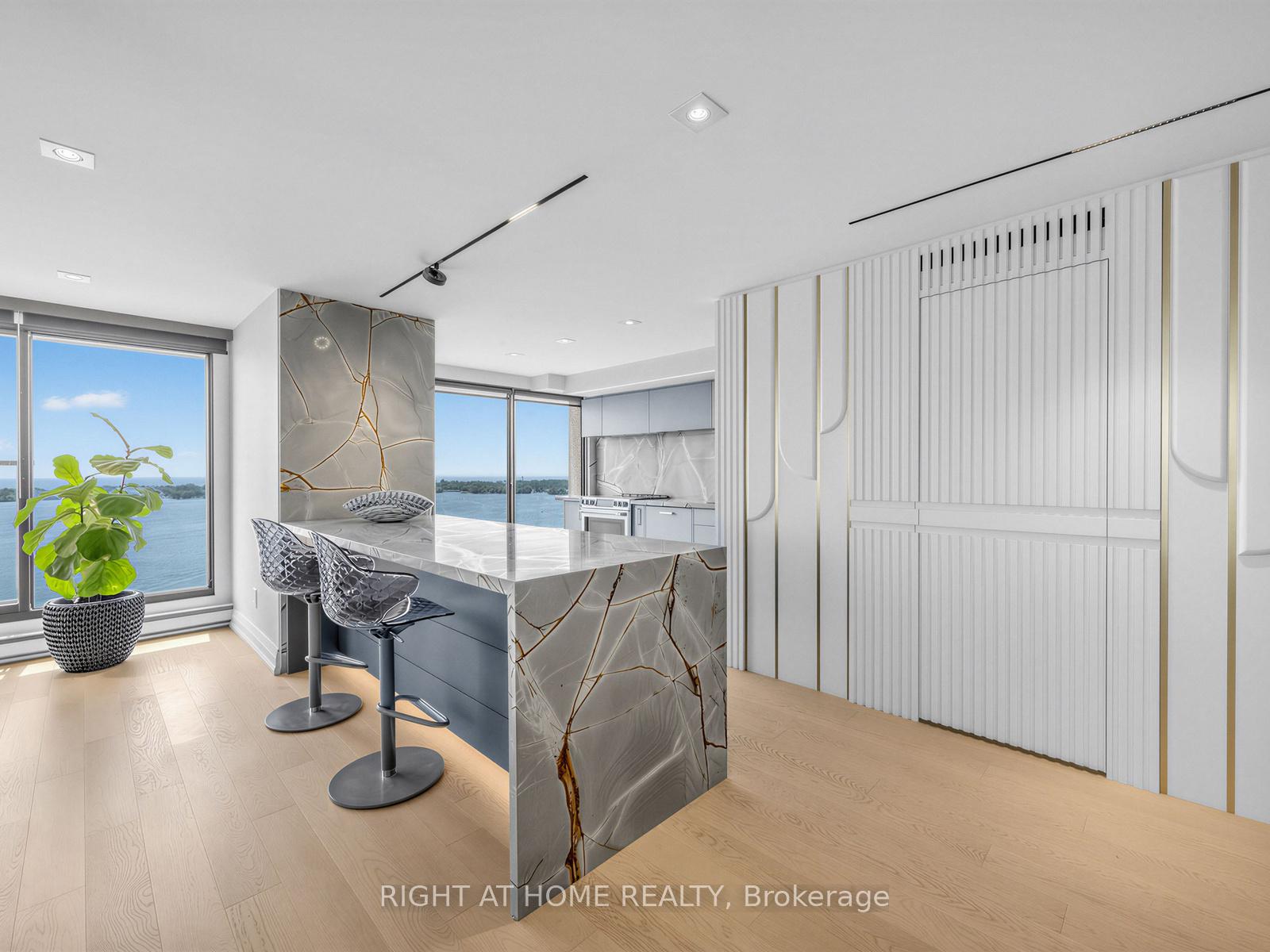 Photo 13 of Unit 2202, 65 Harbour Square, Toronto, Waterfront Communities — HOMEH