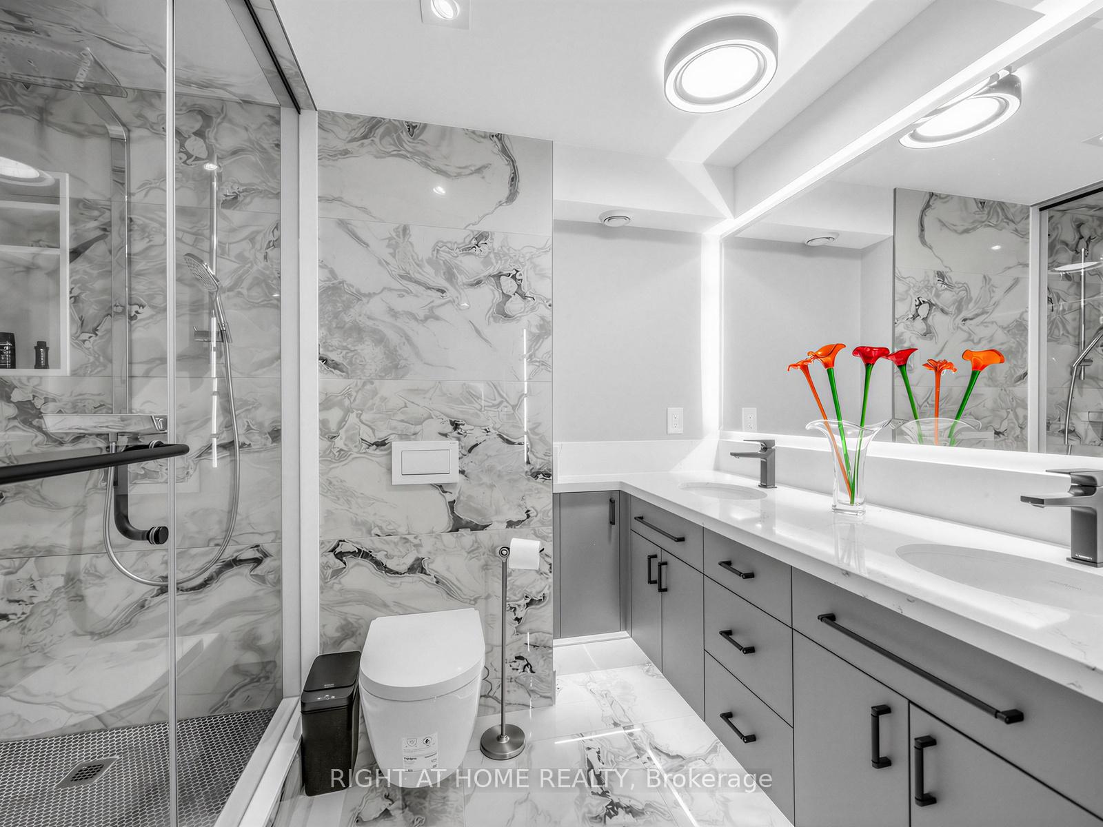 Photo 29 of Unit 2202, 65 Harbour Square, Toronto, Waterfront Communities — HOMEH