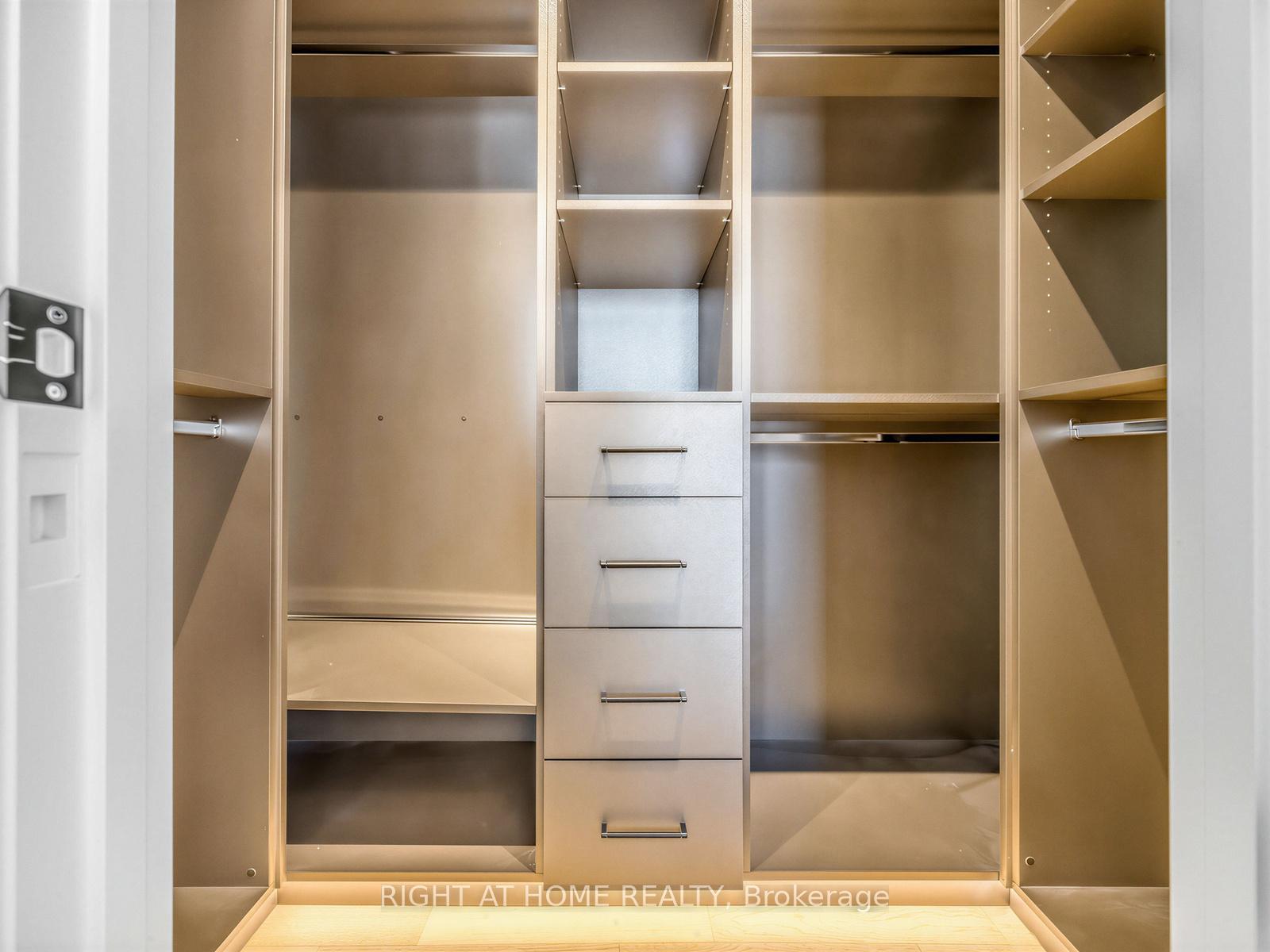 Photo 36 of Unit 2202, 65 Harbour Square, Toronto, Waterfront Communities — HOMEH