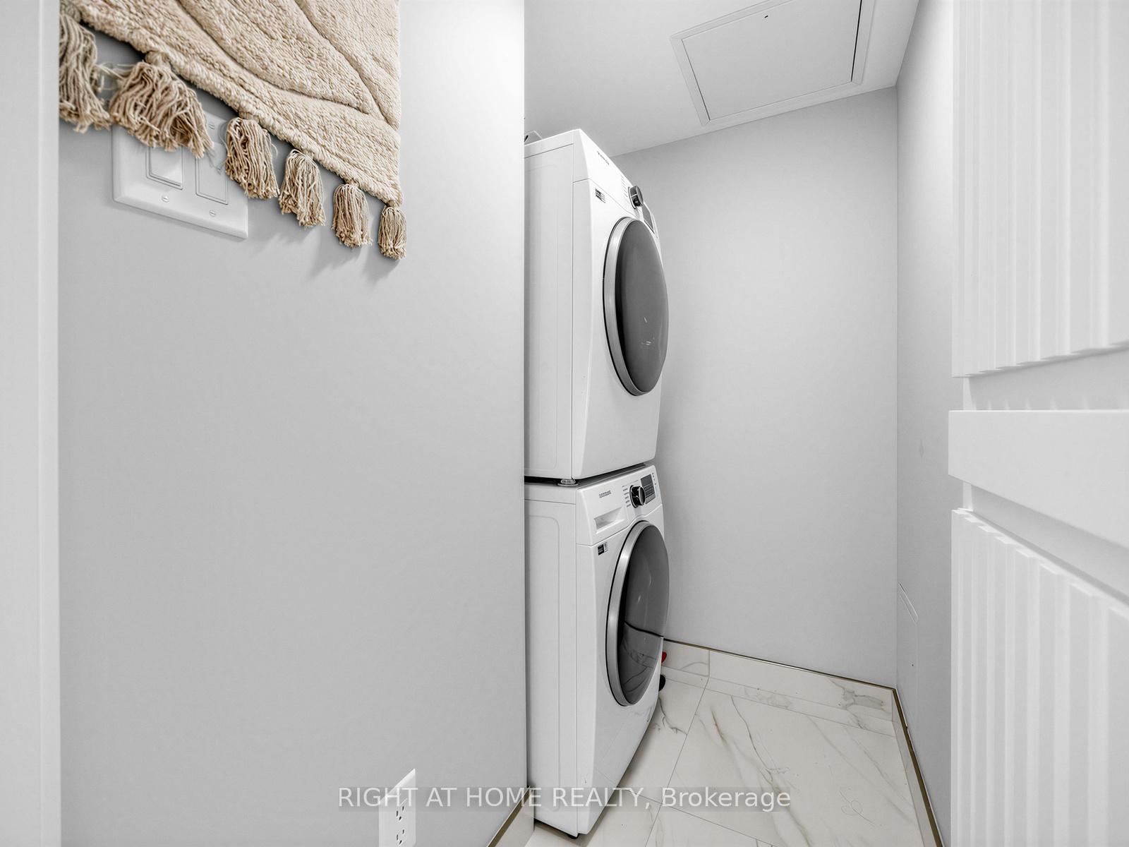 Photo 37 of Unit 2202, 65 Harbour Square, Toronto, Waterfront Communities — HOMEH