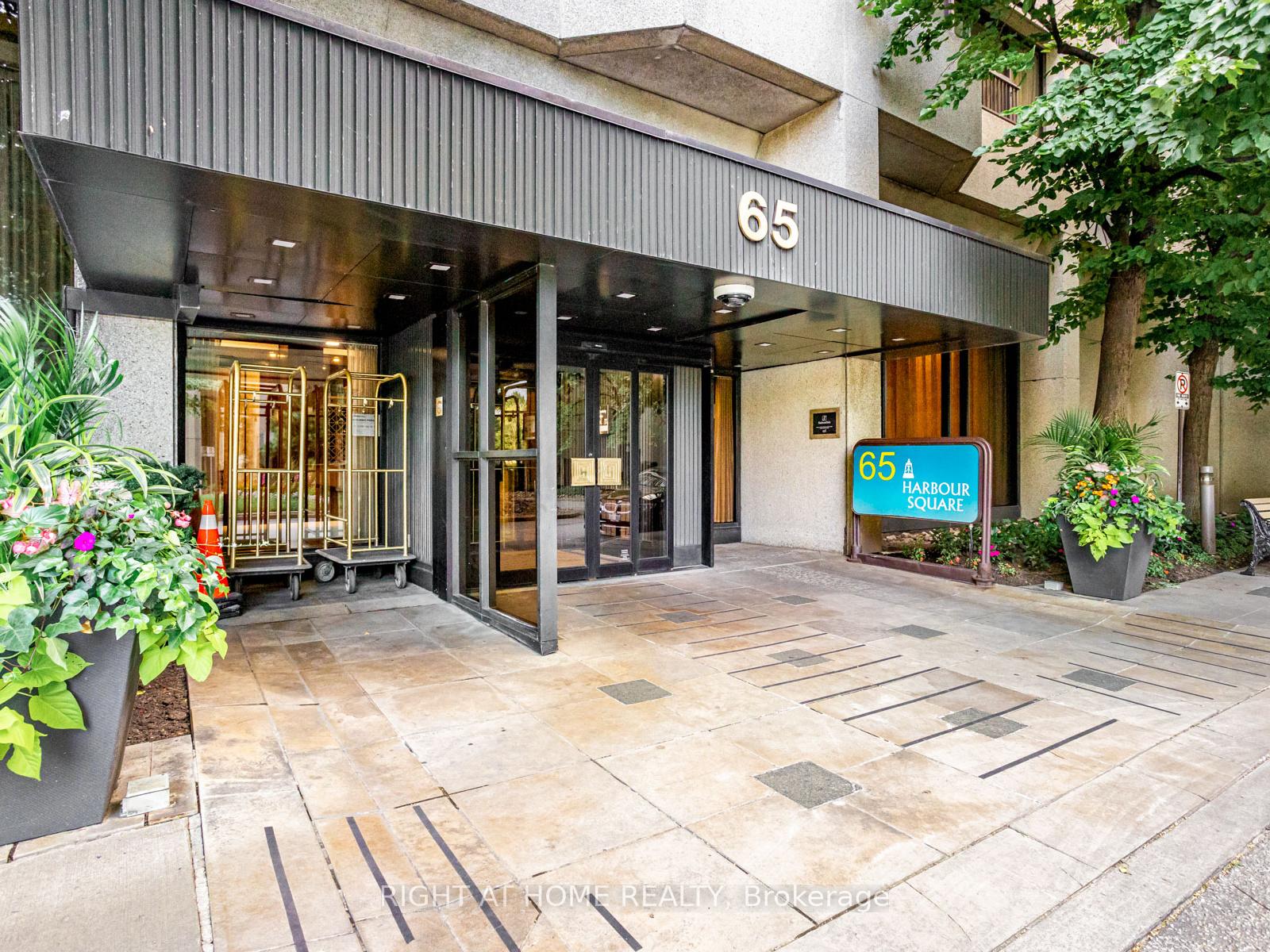 Photo 44 of Unit 2202, 65 Harbour Square, Toronto, Waterfront Communities — HOMEH