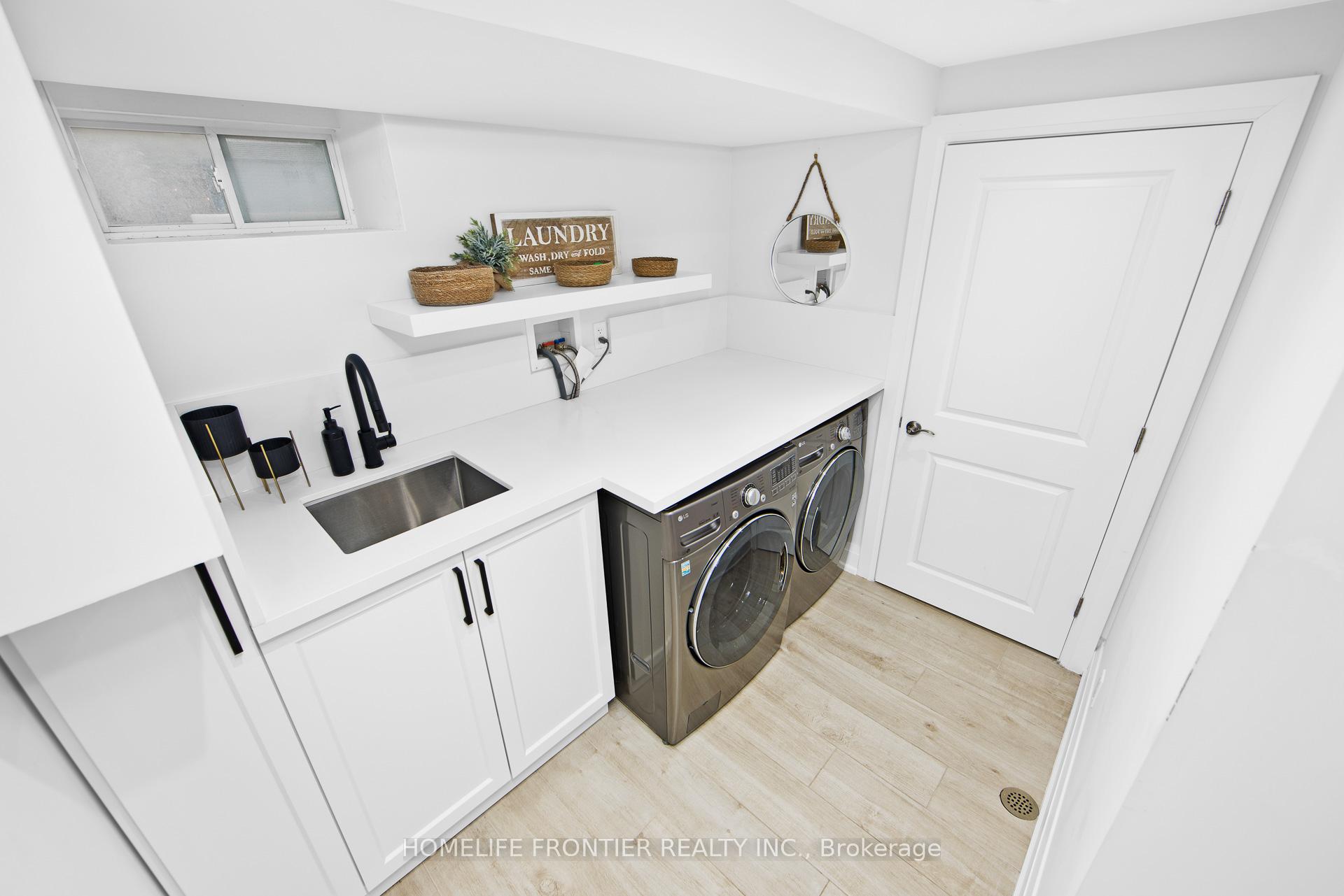 Photo 21 of 2138 Truscott Drive, Mississauga, Clarkson — HOMEH