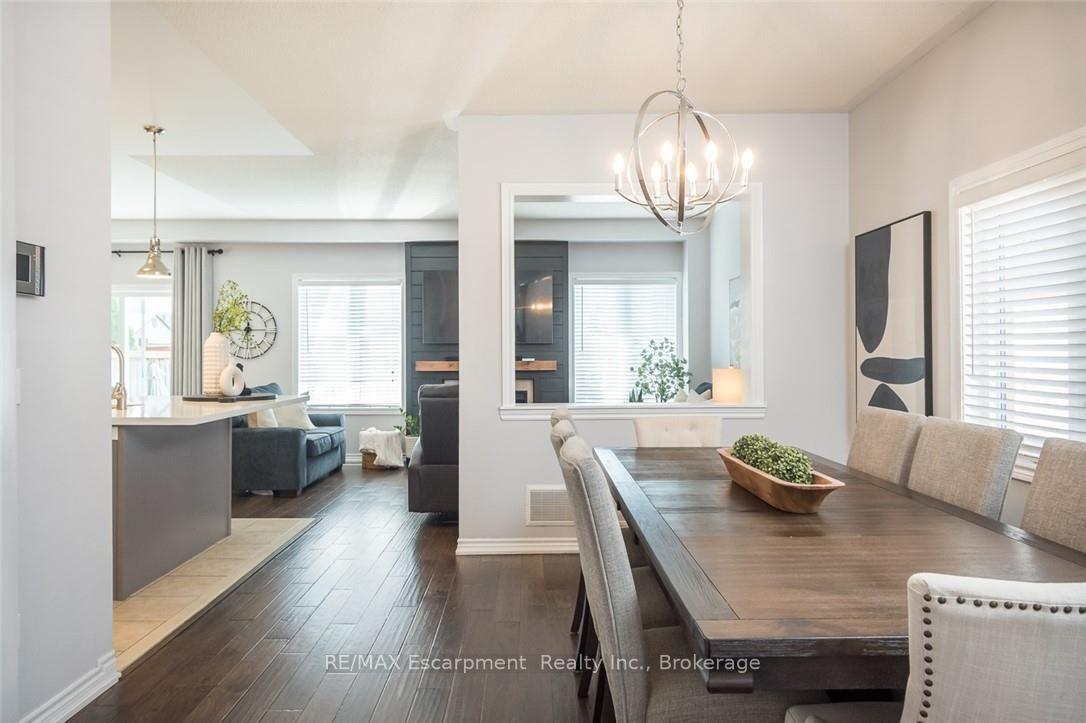 Photo 3 of 3184 Tim Dobbie Drive, Burlington, Alton — HOMEH