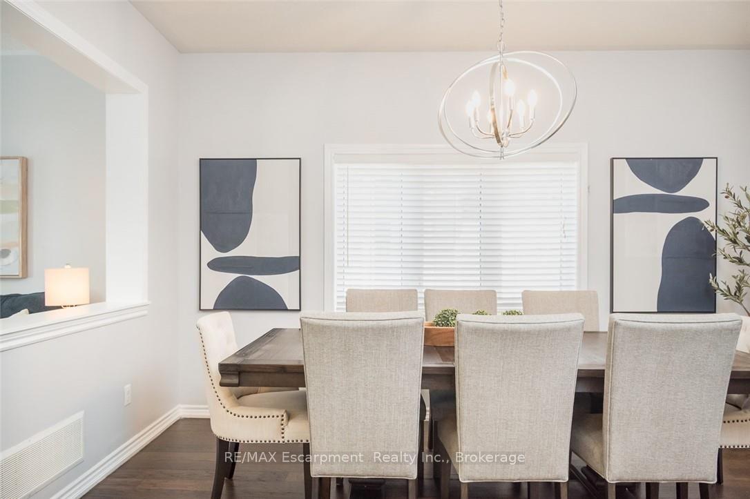 Photo 4 of 3184 Tim Dobbie Drive, Burlington, Alton — HOMEH