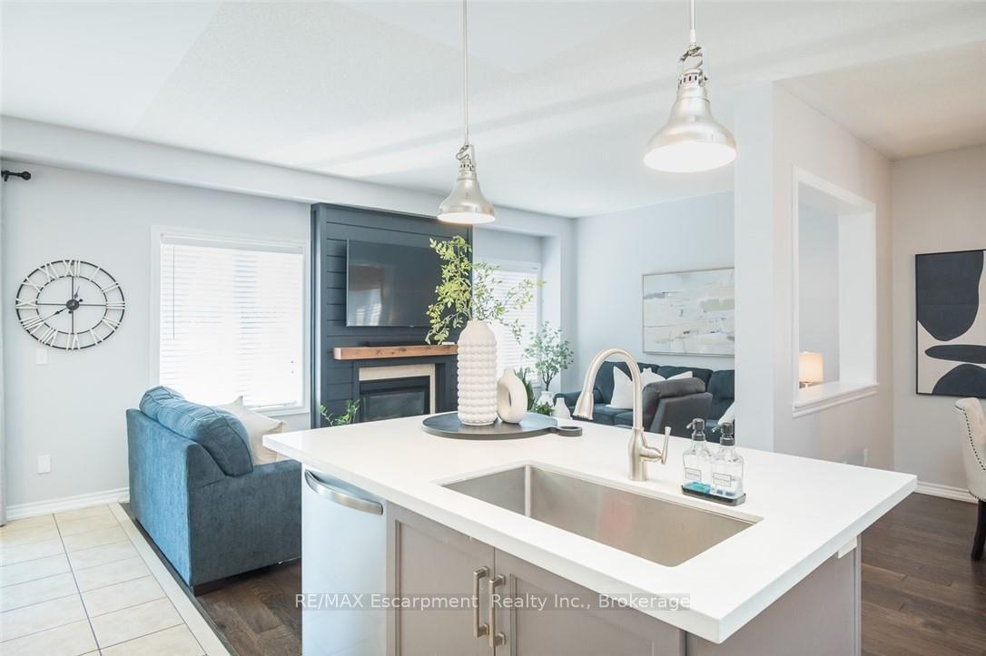 Photo 10 of 3184 Tim Dobbie Drive, Burlington, Alton — HOMEH