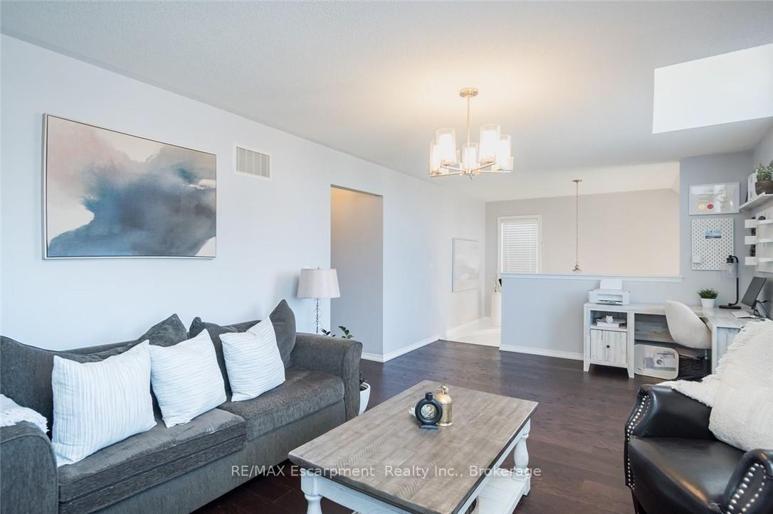 Photo 17 of 3184 Tim Dobbie Drive, Burlington, Alton — HOMEH