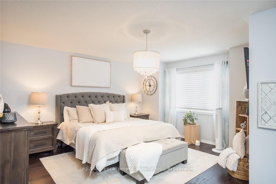 Photo 20 of 3184 Tim Dobbie Drive, Burlington, Alton — HOMEH