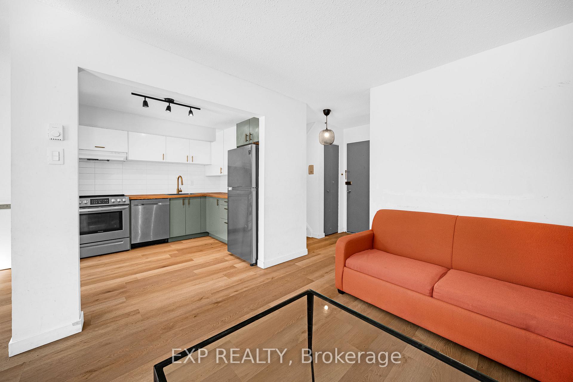 Photo 12 of Unit 11K, 2080 Ogilvie Road, Ottawa, Beacon Hill South — HOMEH
