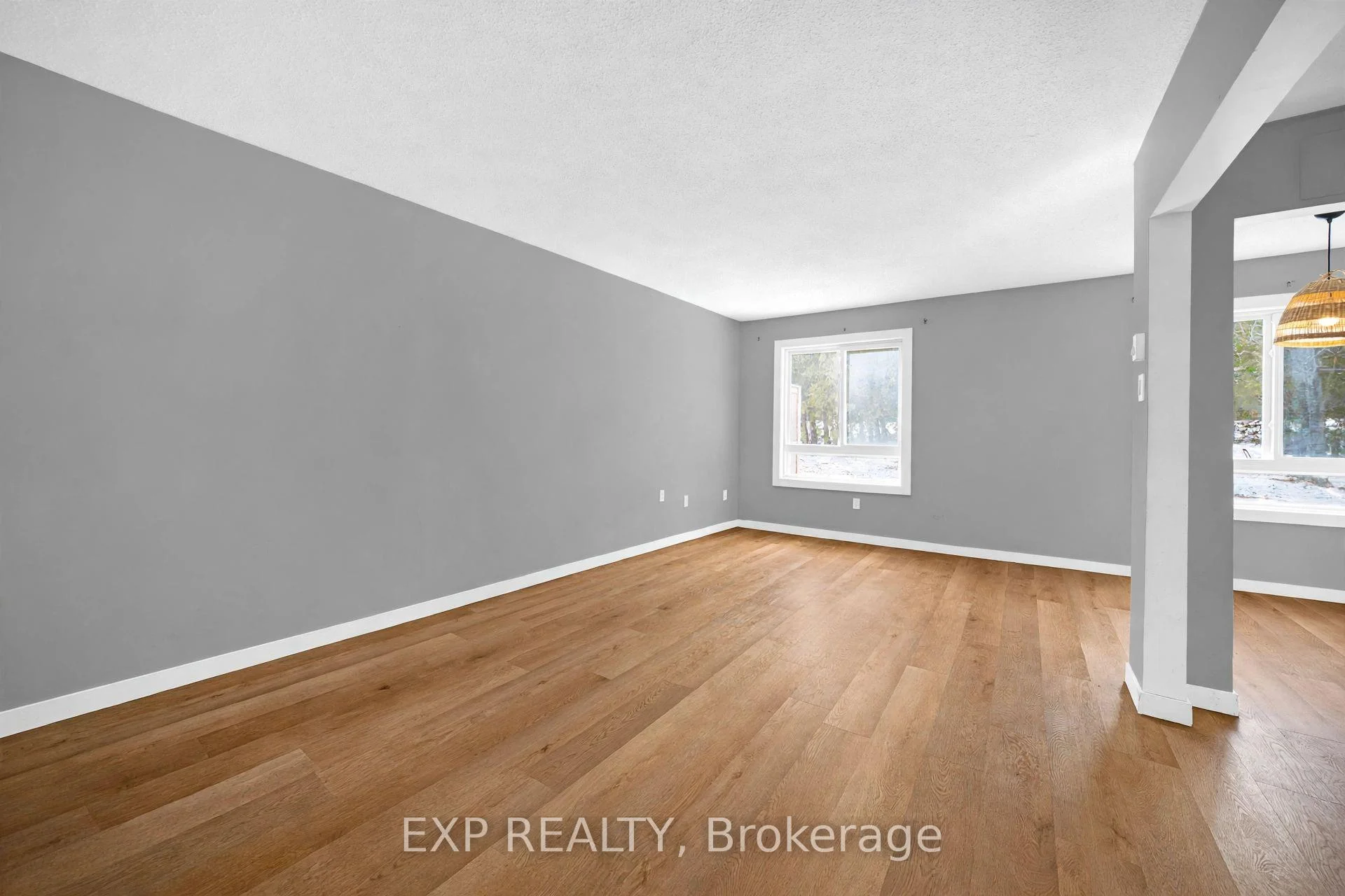 Photo 3 of Unit 11K, 2080 Ogilvie Road, Ottawa, Beacon Hill South — HOMEH
