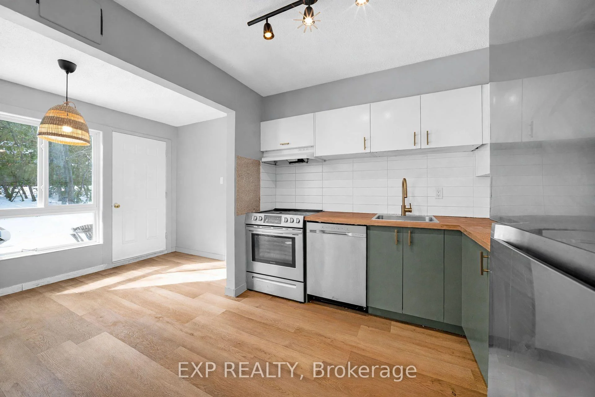 Photo 13 of Unit 11K, 2080 Ogilvie Road, Ottawa, Beacon Hill South — HOMEH