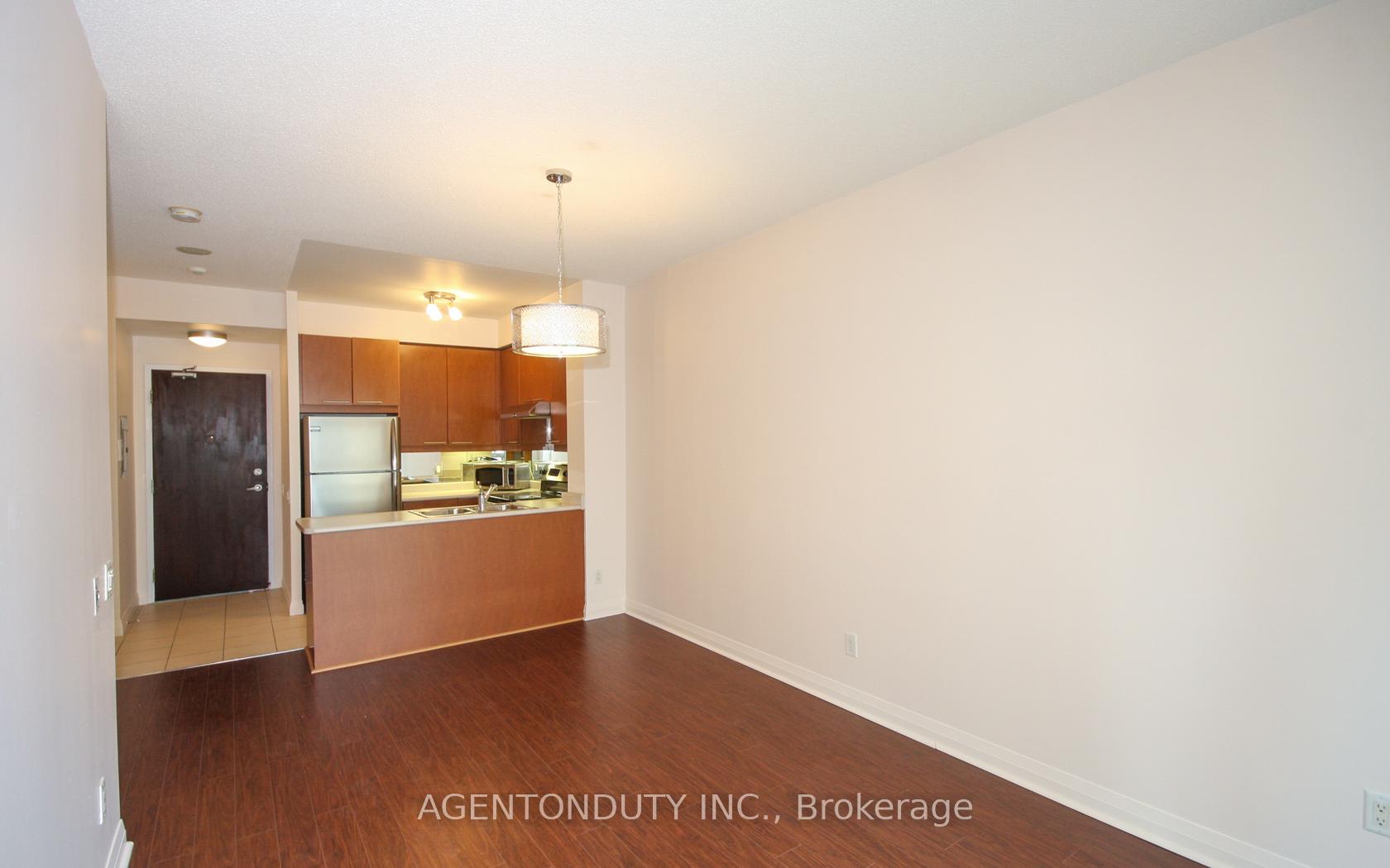 Photo 5 of Unit 708, 1121 Bay Street, Toronto, Bay Street Corridor — HOMEH
