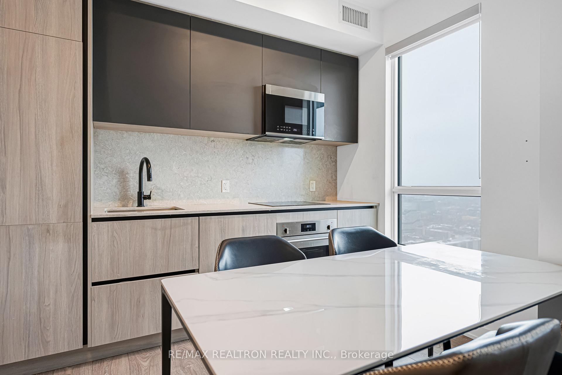 Photo 11 of Unit 4302, 108 Peter Street, Toronto, Waterfront Communities — HOMEH