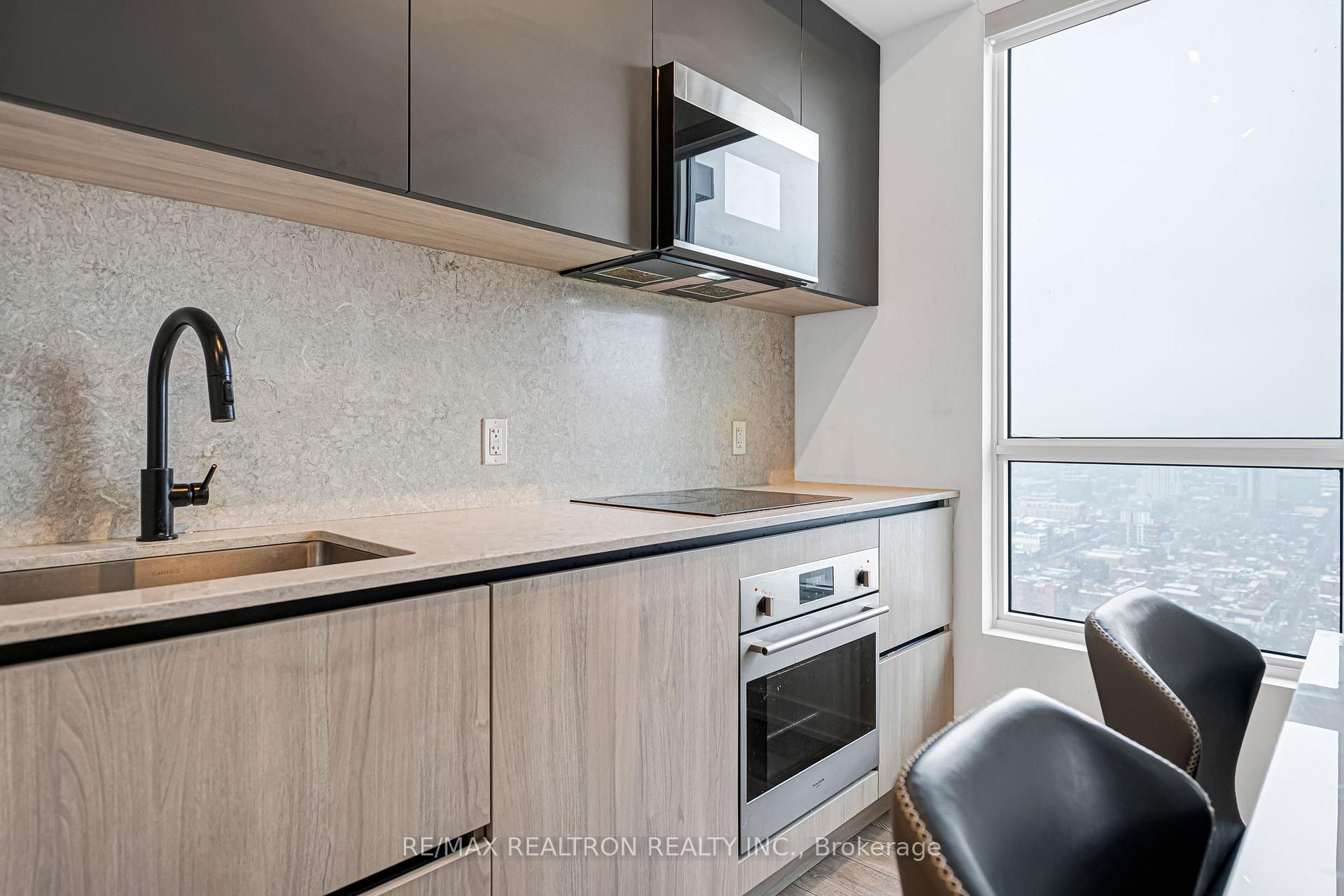 Photo 12 of Unit 4302, 108 Peter Street, Toronto, Waterfront Communities — HOMEH