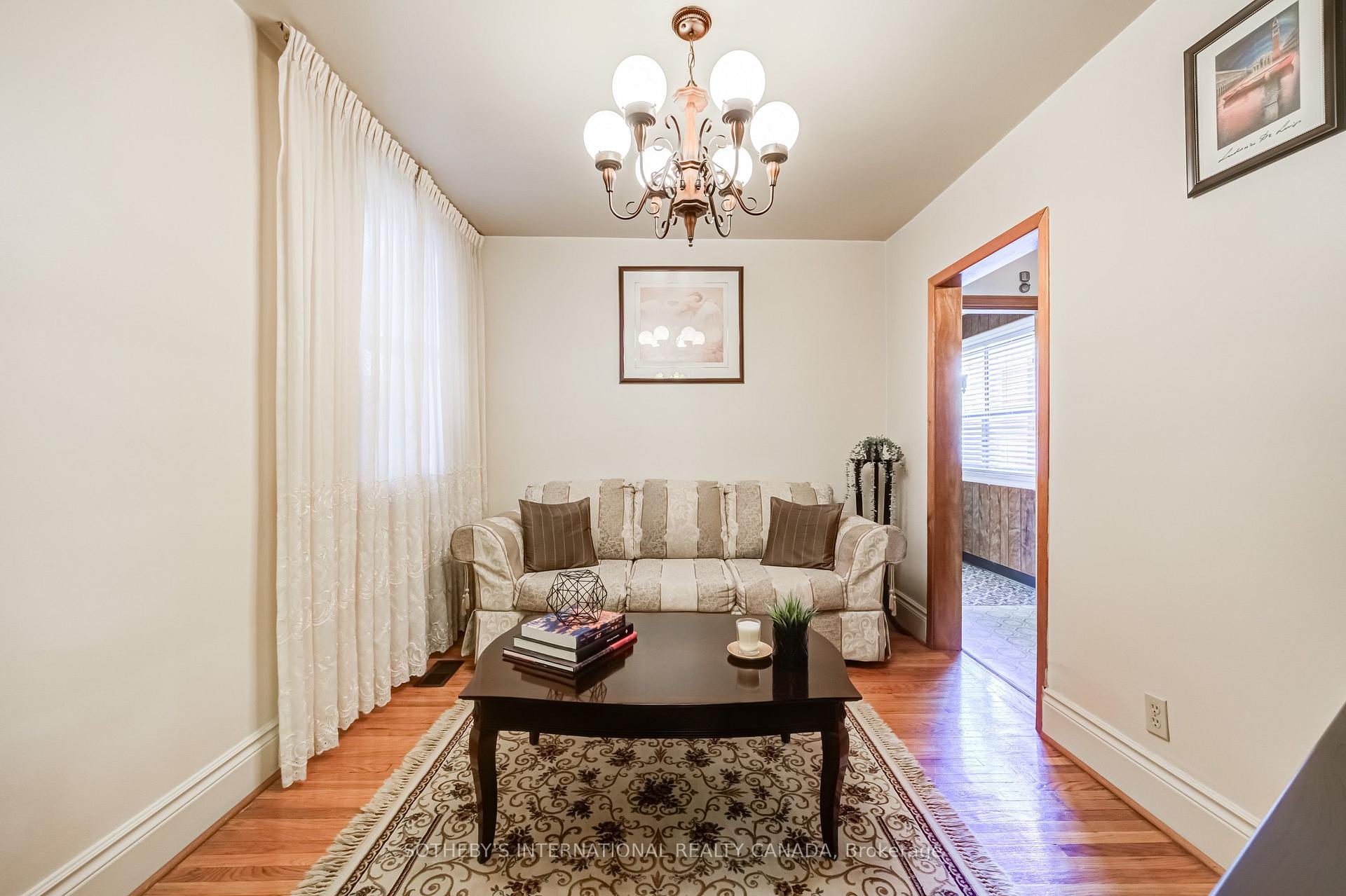 Photo 7 of 157 Ascot Avenue, Toronto, Corso Italia-Davenport — HOMEH