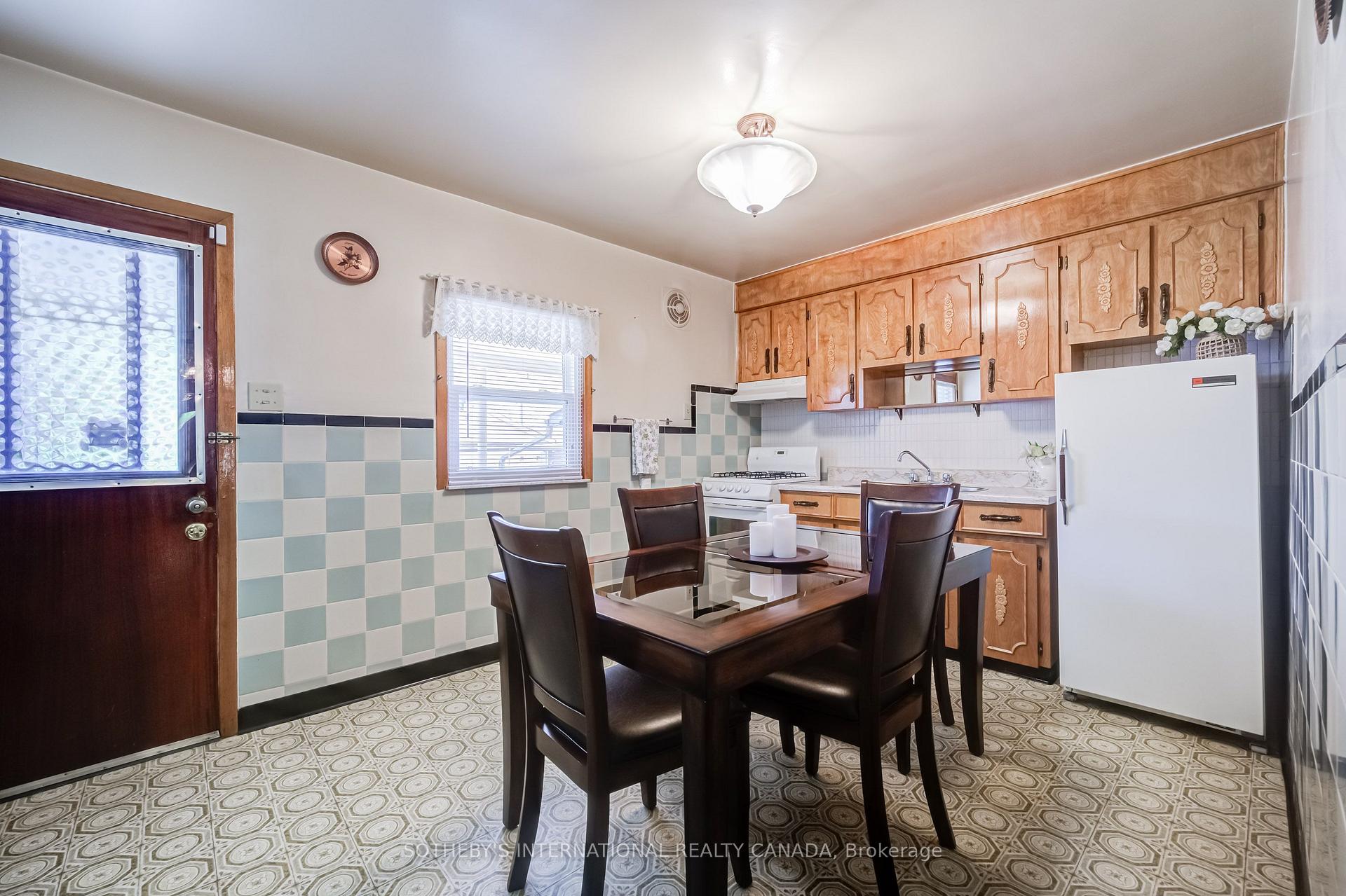 Photo 12 of 157 Ascot Avenue, Toronto, Corso Italia-Davenport — HOMEH