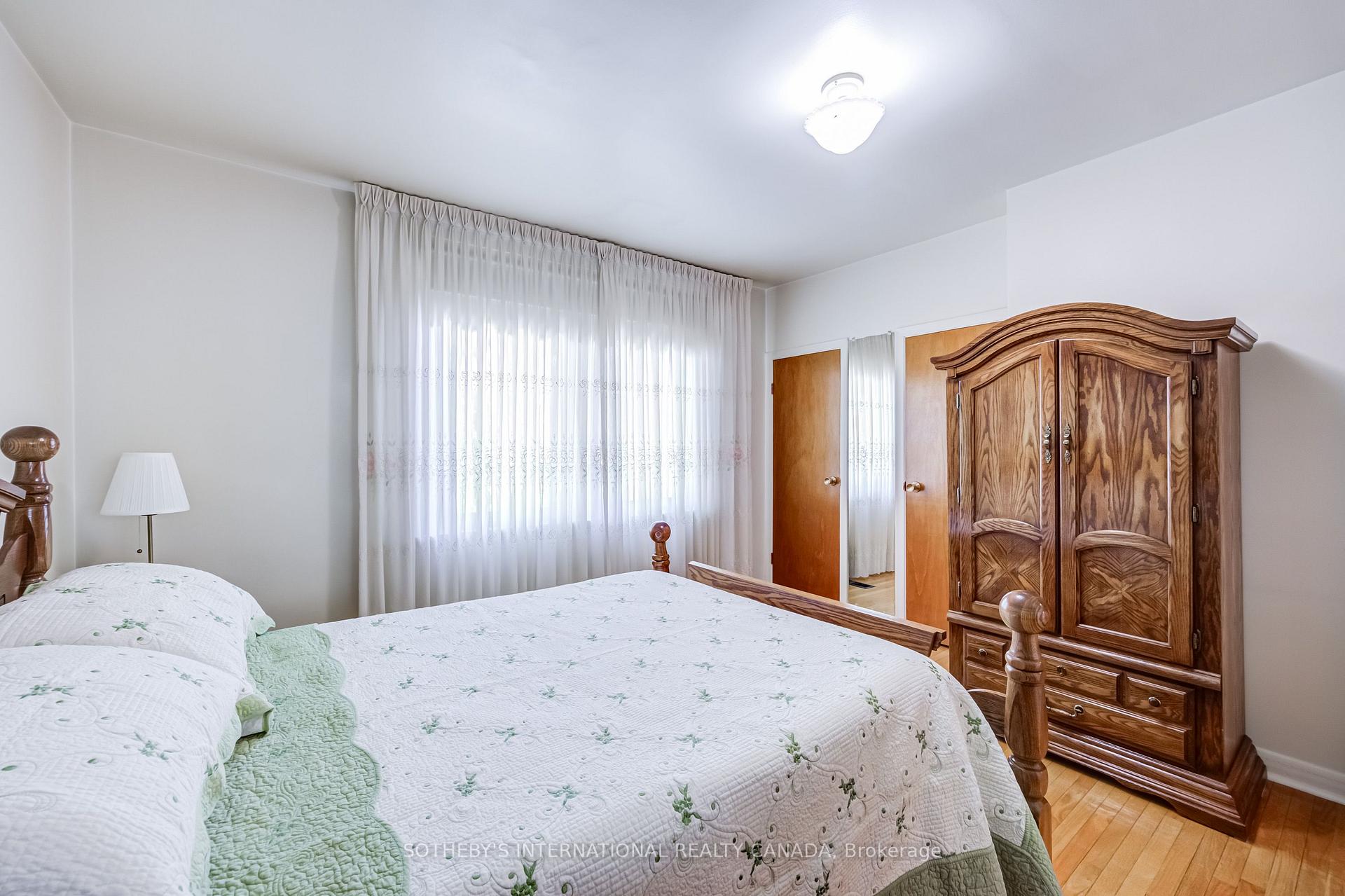 Photo 22 of 157 Ascot Avenue, Toronto, Corso Italia-Davenport — HOMEH