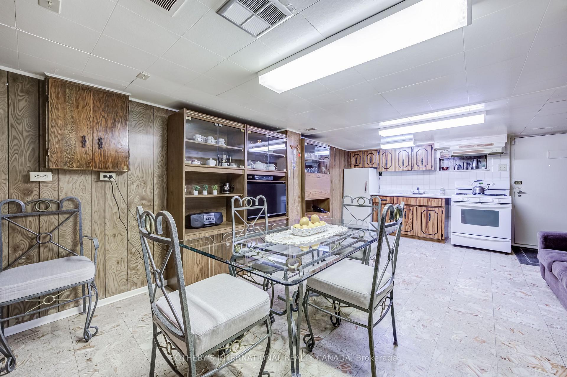 Photo 33 of 157 Ascot Avenue, Toronto, Corso Italia-Davenport — HOMEH
