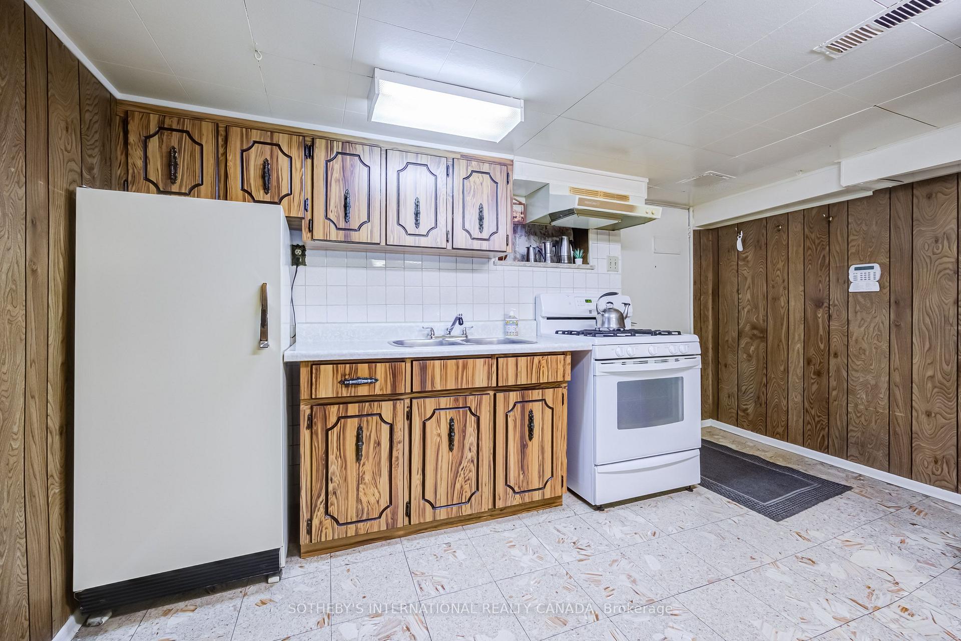 Photo 35 of 157 Ascot Avenue, Toronto, Corso Italia-Davenport — HOMEH